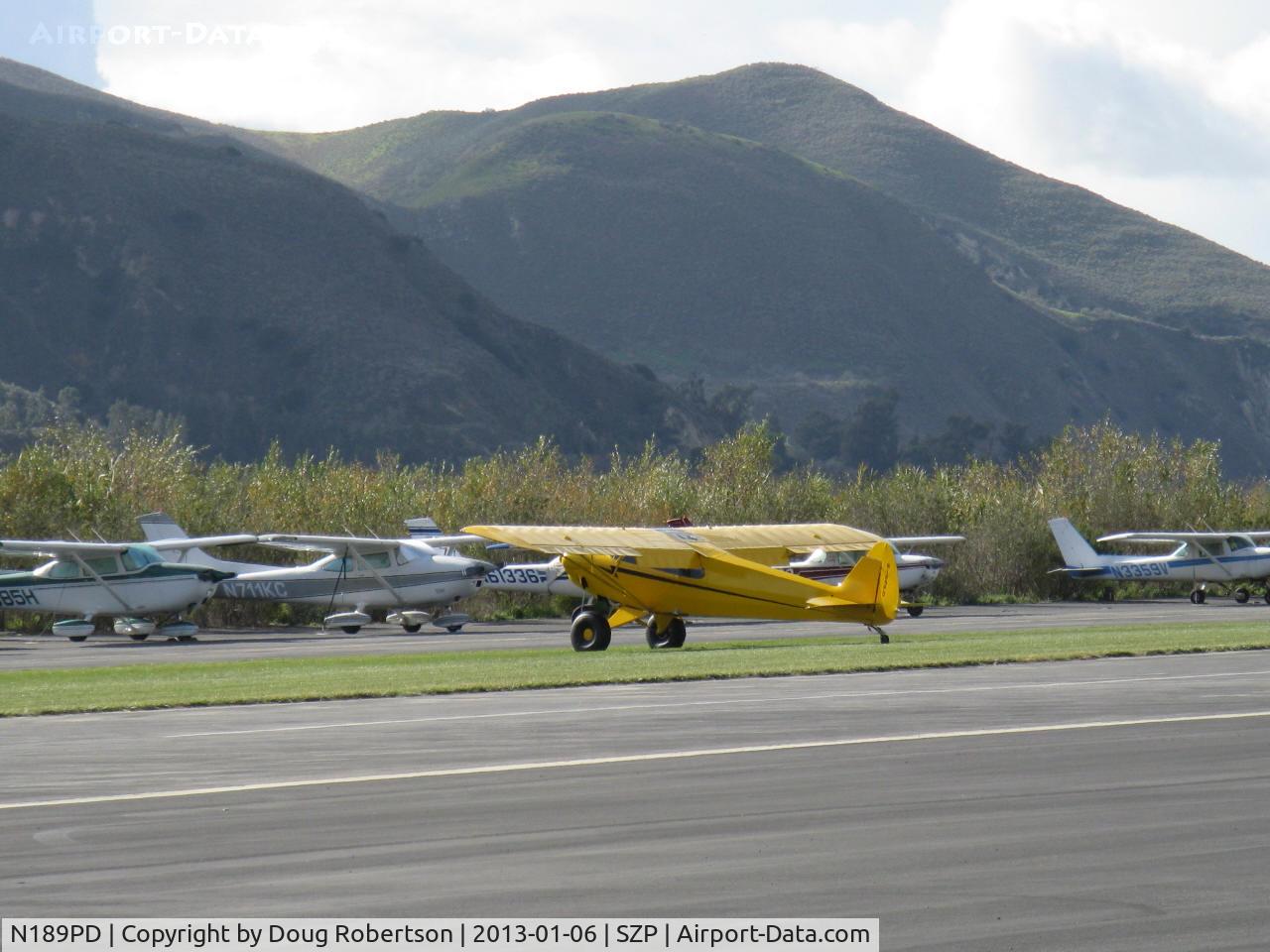 N189PD, Cub Crafters CC11-160 Carbon Cub SS C/N CC11-00189, 2011 Cubcrafters CC11-160 CARBON CUB, Lycoming 360-based CC340 with O-320 cylinders rated at 180 Hp for 5 minutes, 80 Hp cruise, wing Micro vortex generators, taxi off Rwy 22L grass