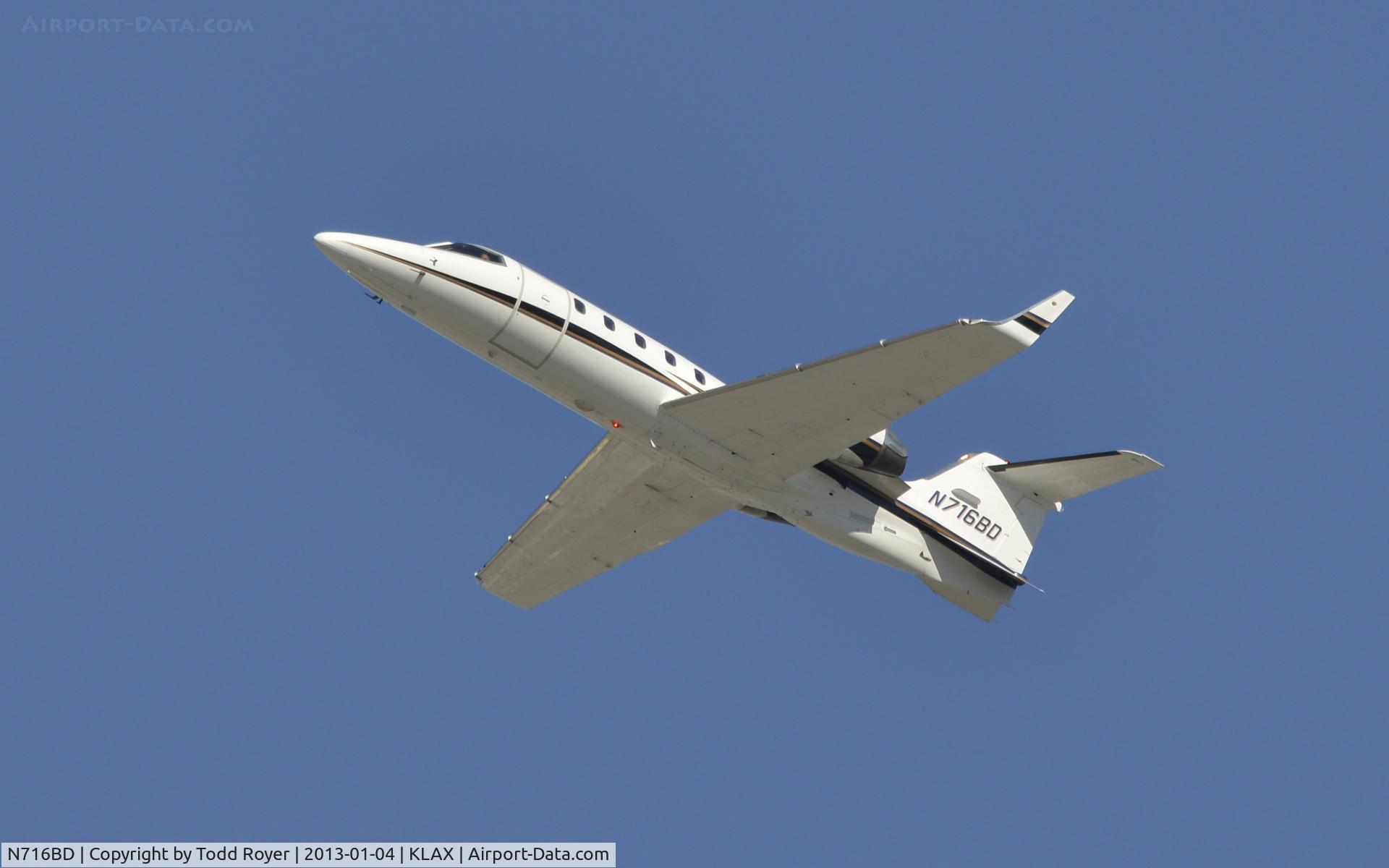 N716BD, 1994 Learjet Inc 31A C/N 093, Departing LAX