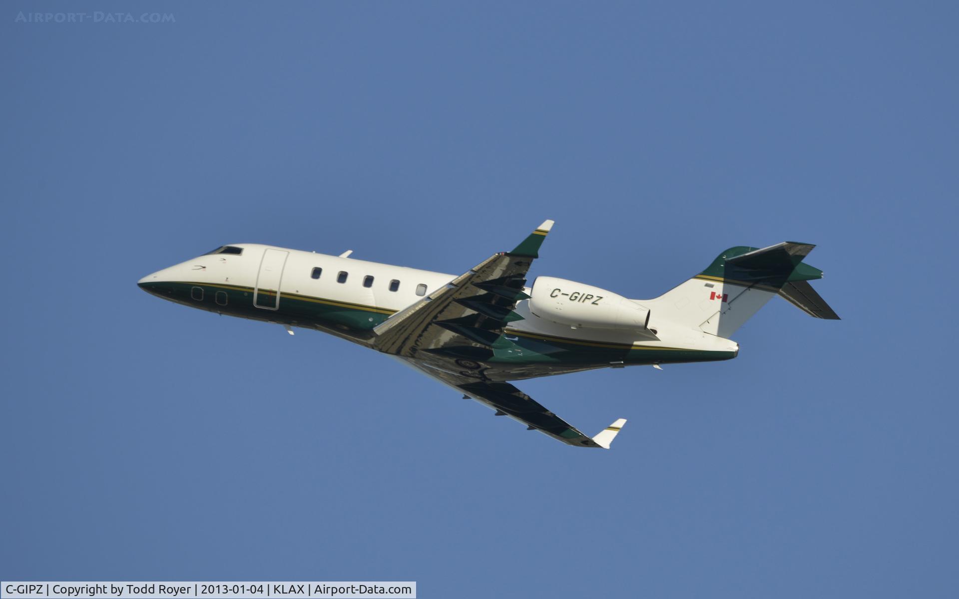 C-GIPZ, 2001 Bombardier Challenger 300 (BD-100-1A10) C/N 20005, Departing LAX