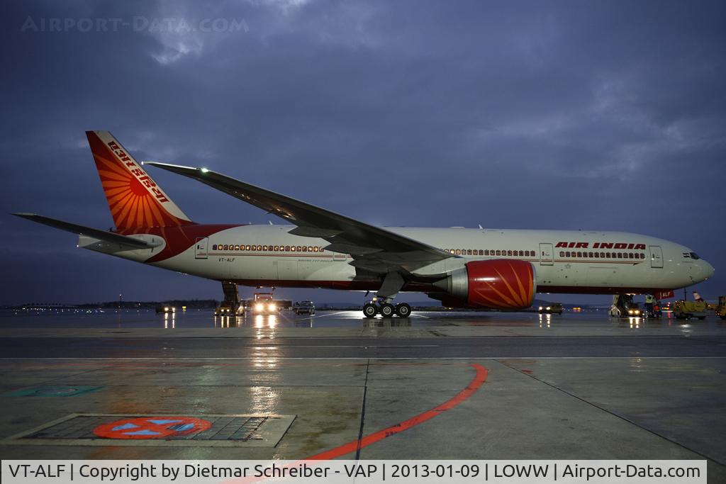 VT-ALF, 2009 Boeing 777-237/LR C/N 36305, Air India Boeing 777-200