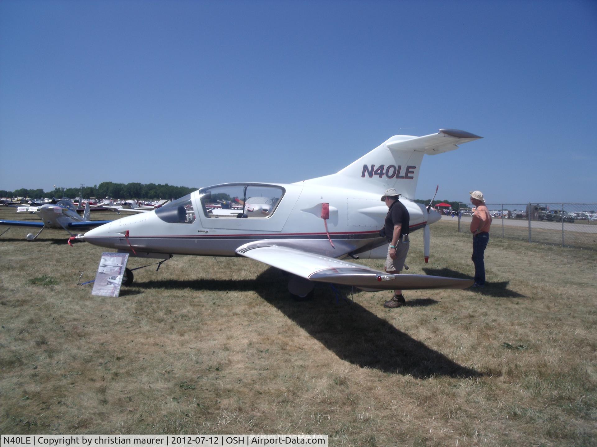 N40LE, Prescott Aeronautical Pusher C/N 032, nice looking aircraft in the sun of oshkosh 2012