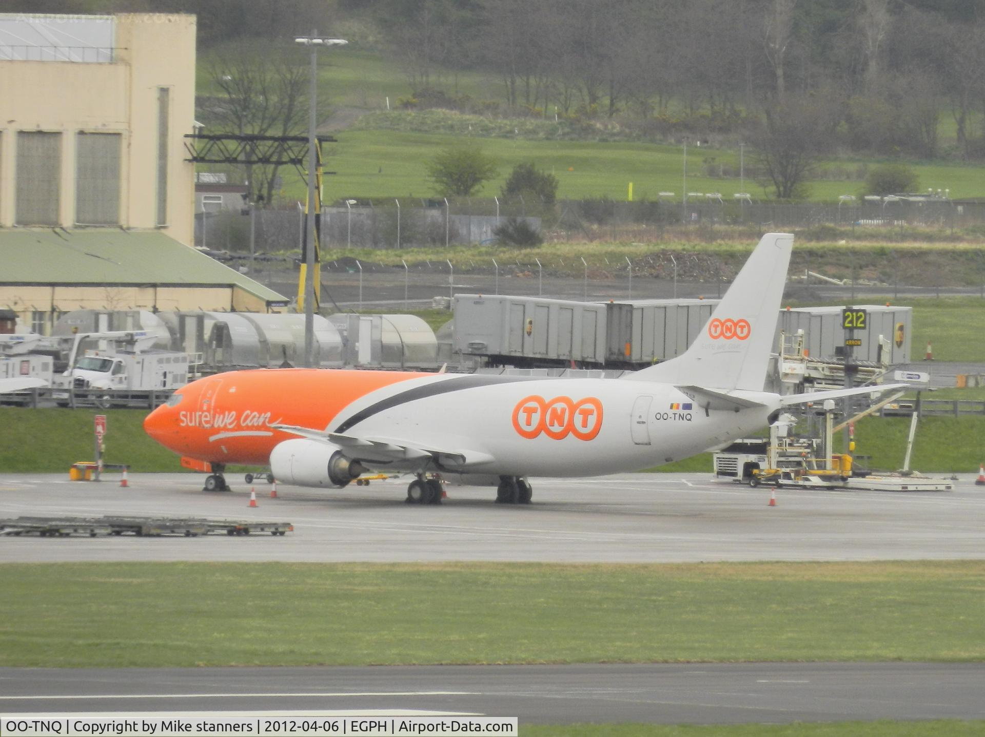 OO-TNQ, 1998 Boeing 737-4M0 C/N 29205, TNT B737-400 On the freight ramp at EDI,first pic in the database
