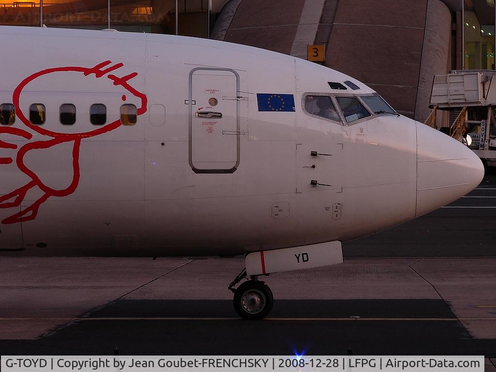 G-TOYD, 1994 Boeing 737-3Q8 C/N 26307, Baby at CDG T1
