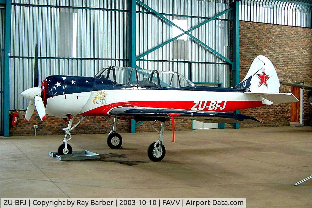 ZU-BFJ, Yakovlev Yak-52 C/N 9010403, Yakovlev Yak-52 [9010403] Vereeniging~ZS 10/10/2003