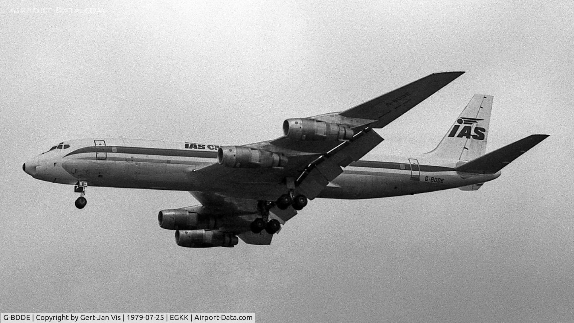G-BDDE, 1963 Douglas DC-8-54F C/N 45684, Just before touchdown rw.26