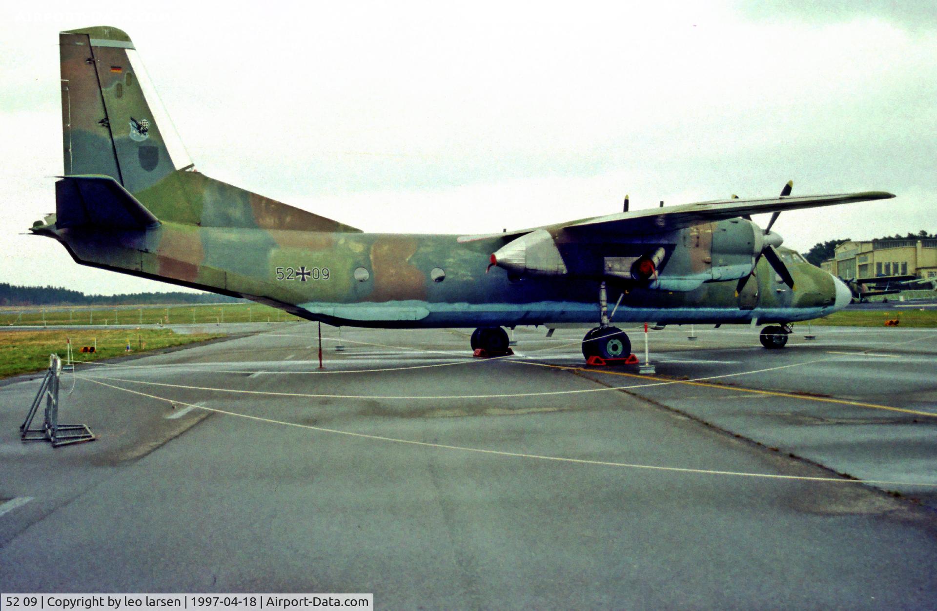 52 09, 1981 Antonov An-26SM C/N 114-02, Gatow Luftwaffe Museum 18.4.97