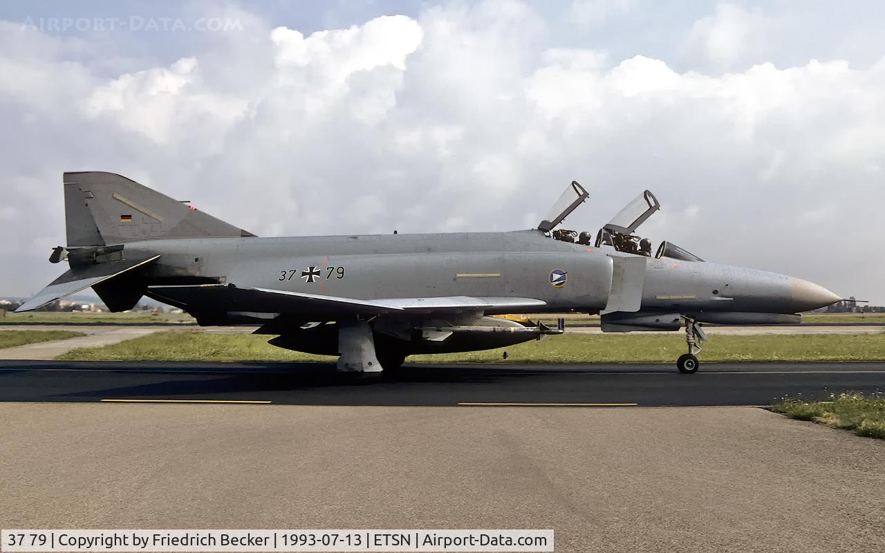 37 79, McDonnell Douglas F-4F Phantom II C/N 4327, taxying to the flightline