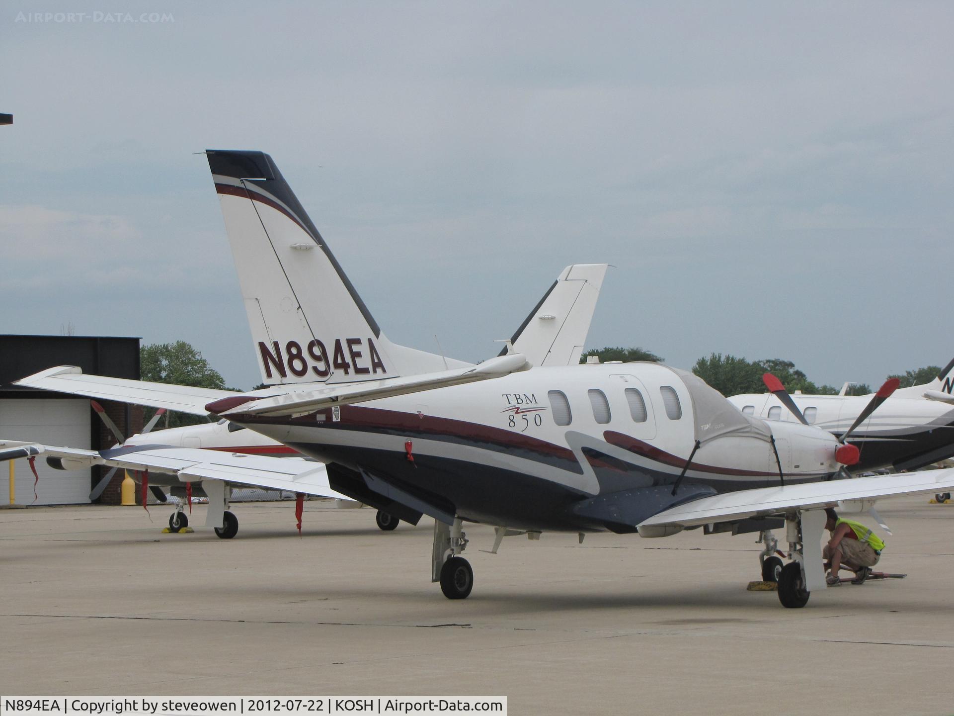 N894EA, 2007 Socata TBM-700 C/N 416, Orion FBO Ramp