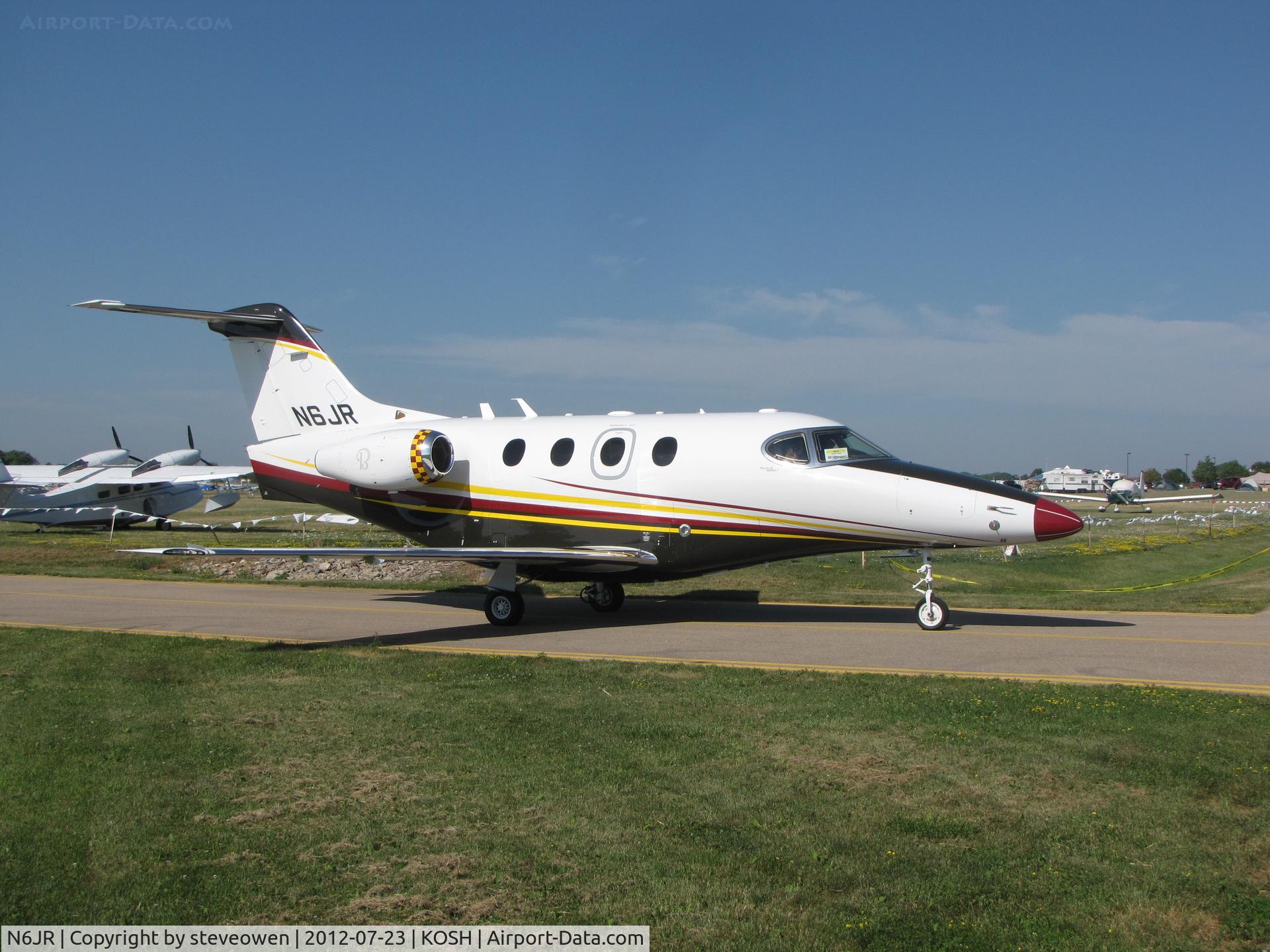 N6JR, 2011 Hawker Beechcraft 390 Premier 1A C/N RB-281, Jack Rusch's new jet after the alst one pranged at Oshkosh