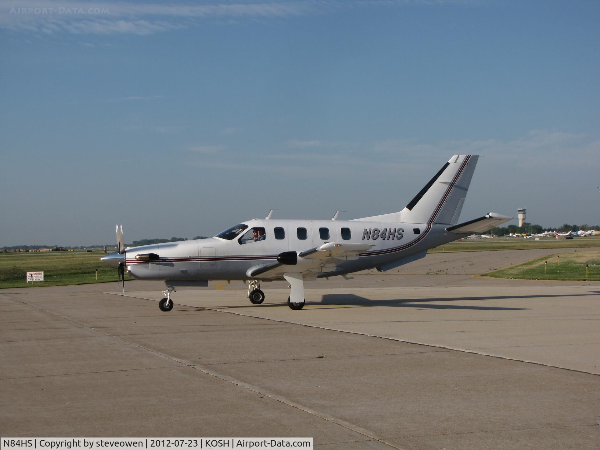 N84HS, Socata TBM-700 C/N 50, Orion FBO ramp
