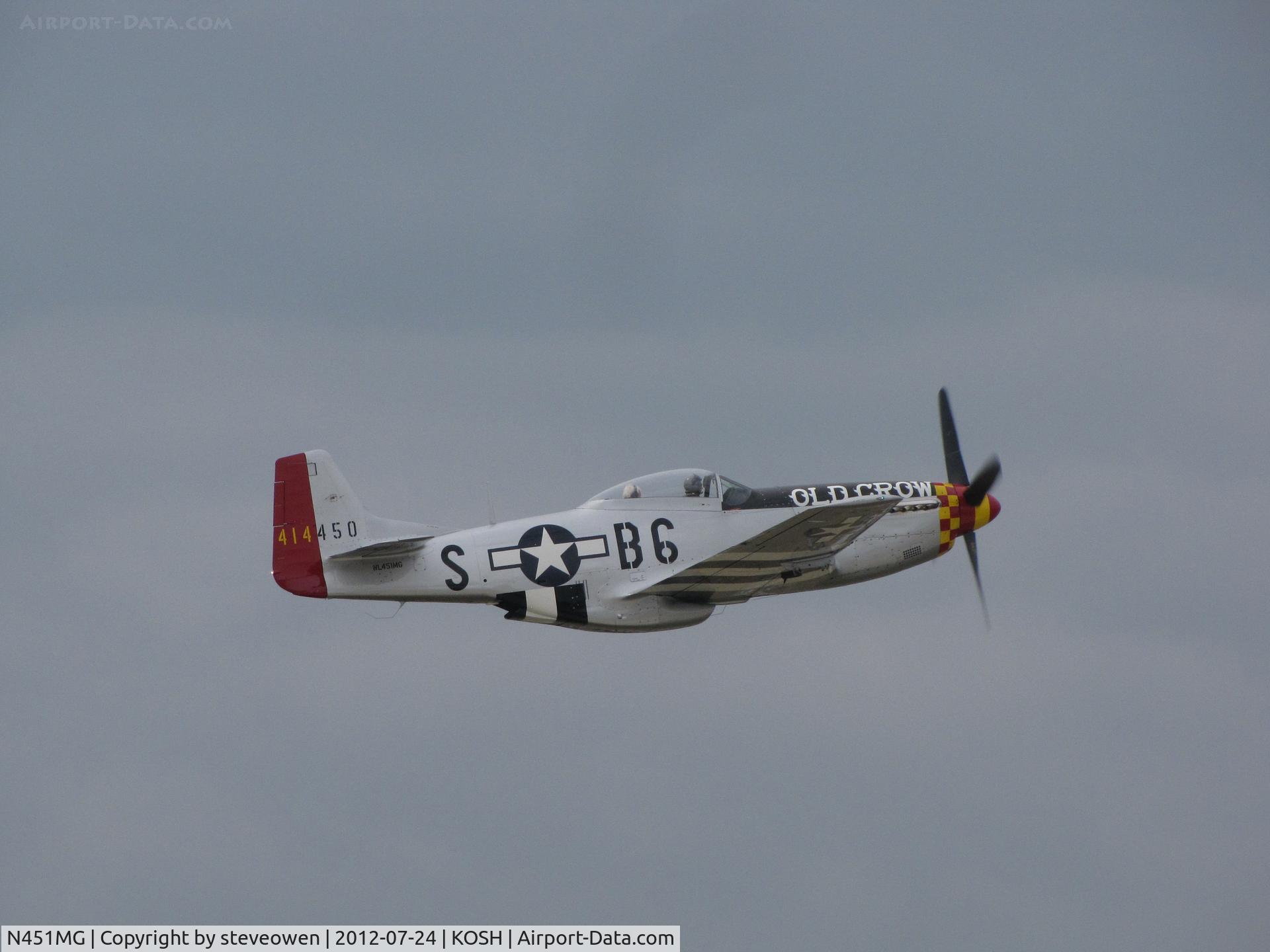 N451MG, 1944 North American P-51D Mustang C/N 44-74774, overhead at Oshkosh
