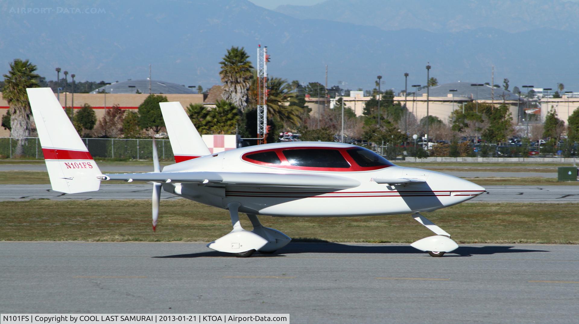 N101FS, 1992 Velocity Velocity C/N DMO121, Taxiing to Rwy29R via Taxi way A