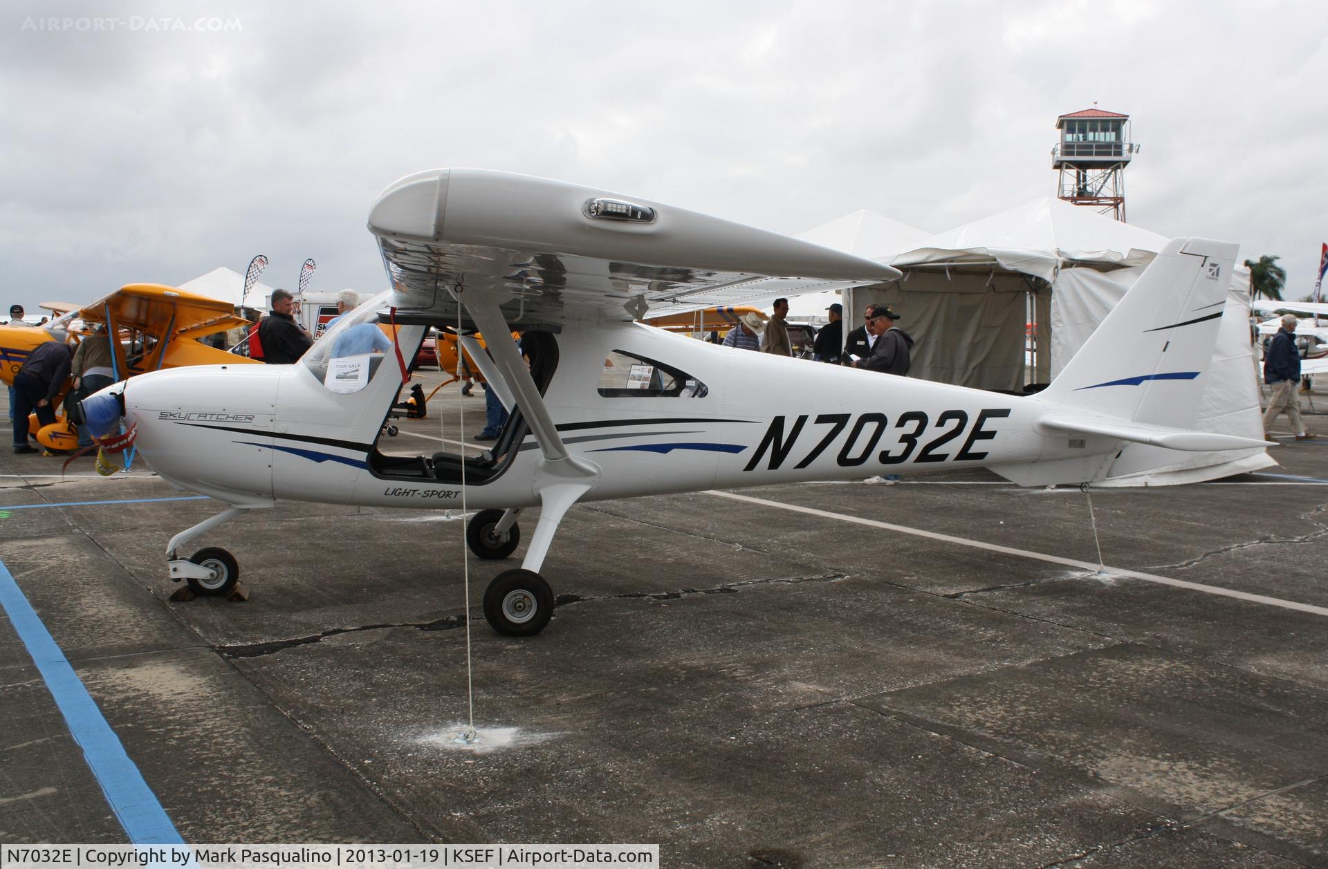 N7032E, Cessna 162 Skycatcher C/N 16200090, Cessna 162