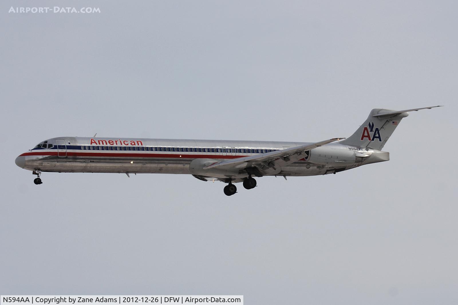 N594AA, 1992 McDonnell Douglas MD-83 (DC-9-83) C/N 53284, American Airlines at DFW Airport.