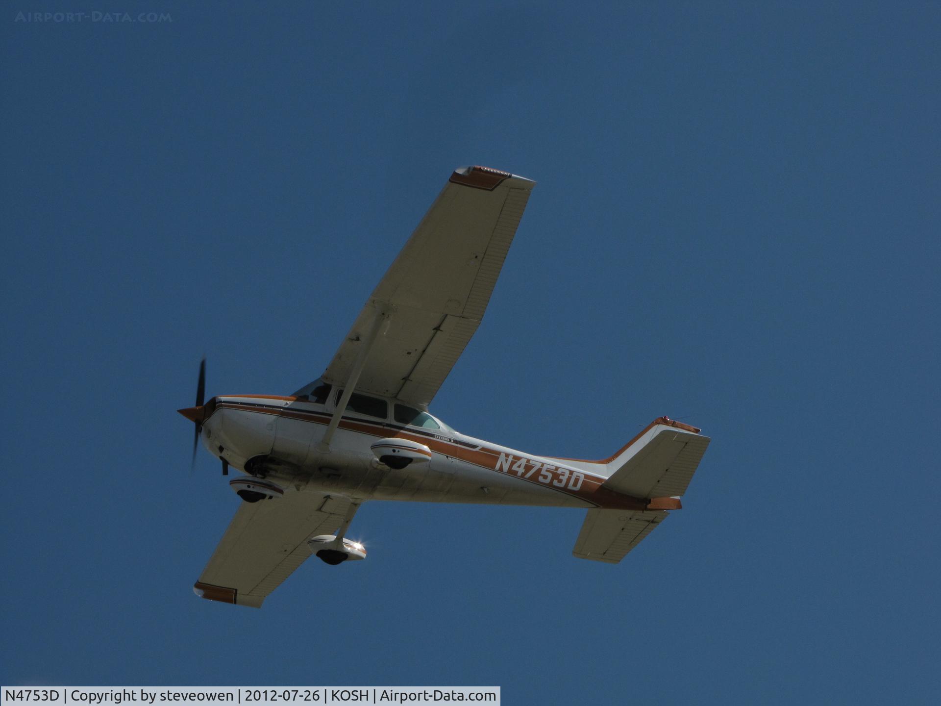 N4753D, 1979 Cessna 172N C/N 17272350, departing Oshkosh
