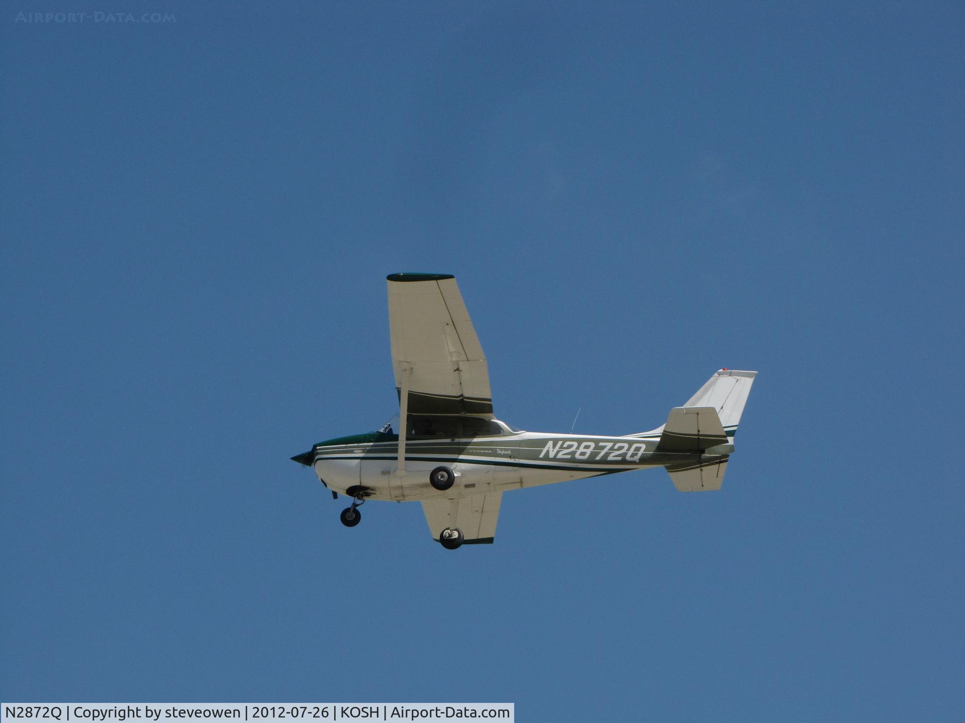 N2872Q, 1971 Cessna 172L C/N 17259872, departing Oshkosh