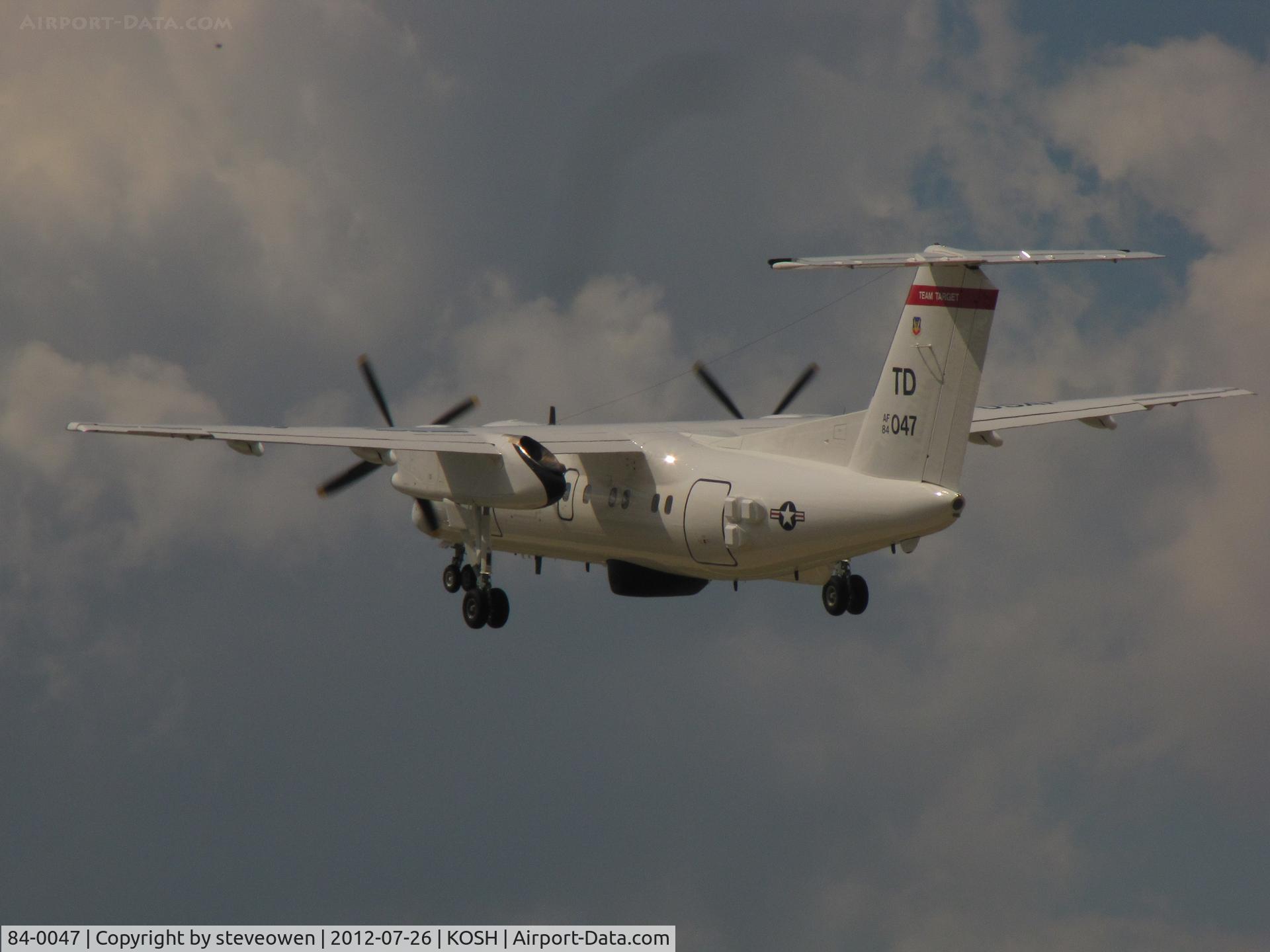 84-0047, 1986 De Havilland Canada E-9A (DHC-8-101) C/N 037, Departing Oshkosh