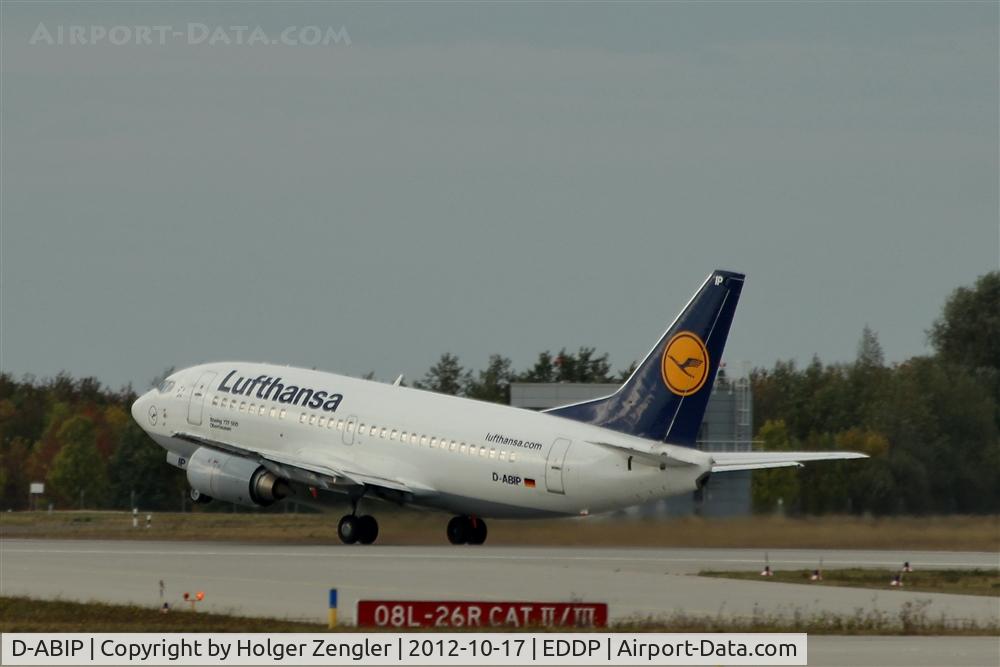 D-ABIP, 1991 Boeing 737-530 C/N 24940, FRA shuttle is leaving LEJ on rwy 26R....