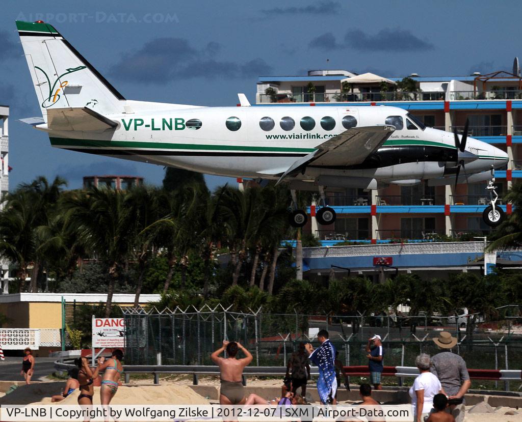 VP-LNB, 1973 Beechcraft A100 King Air C/N B-166, Visitor