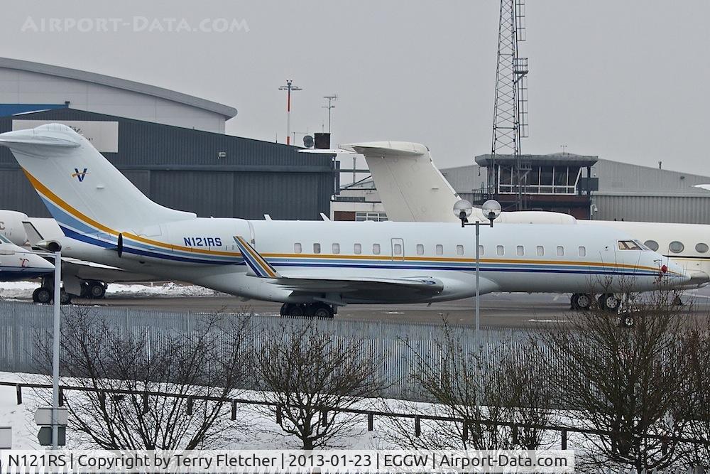N121RS, 2006 Bombardier BD-700-1A10 Global Express C/N 9203, Bombardier BD-700-1A10, c/n: 9203 at Luton