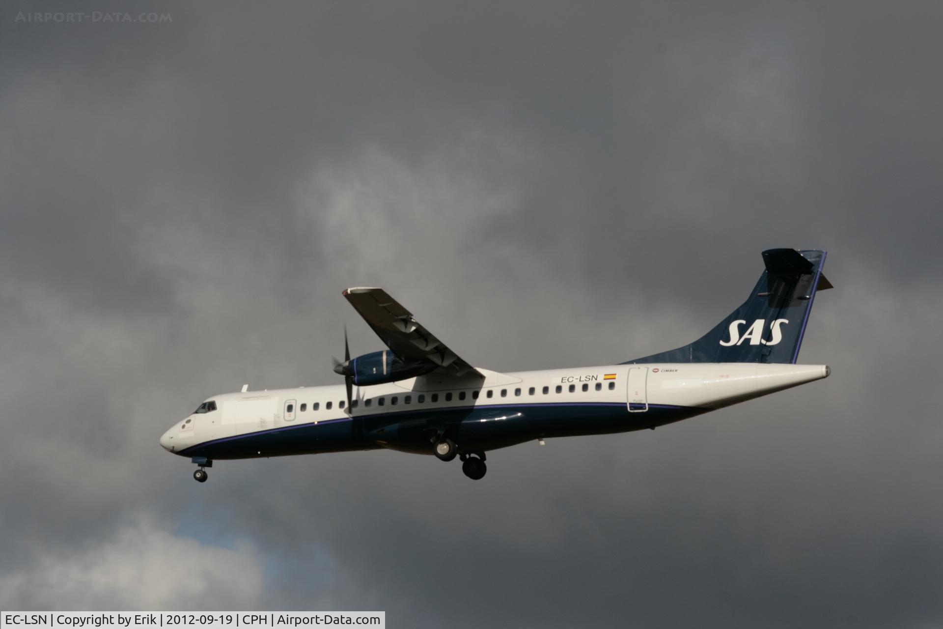 EC-LSN, 1990 ATR 72-102 C/N 192, Photo taken CPH 19SEP12 by Erik Oxtorp