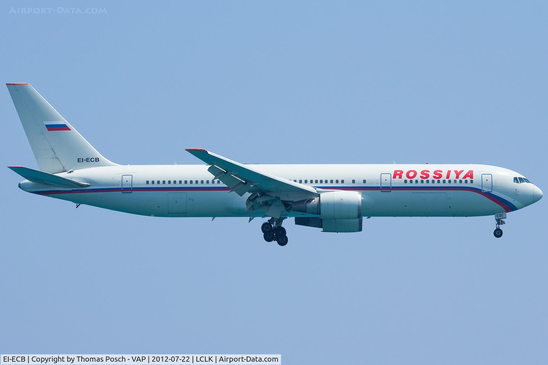 EI-ECB, 1998 Boeing 767-3Q8 C/N 27617, Rossia
