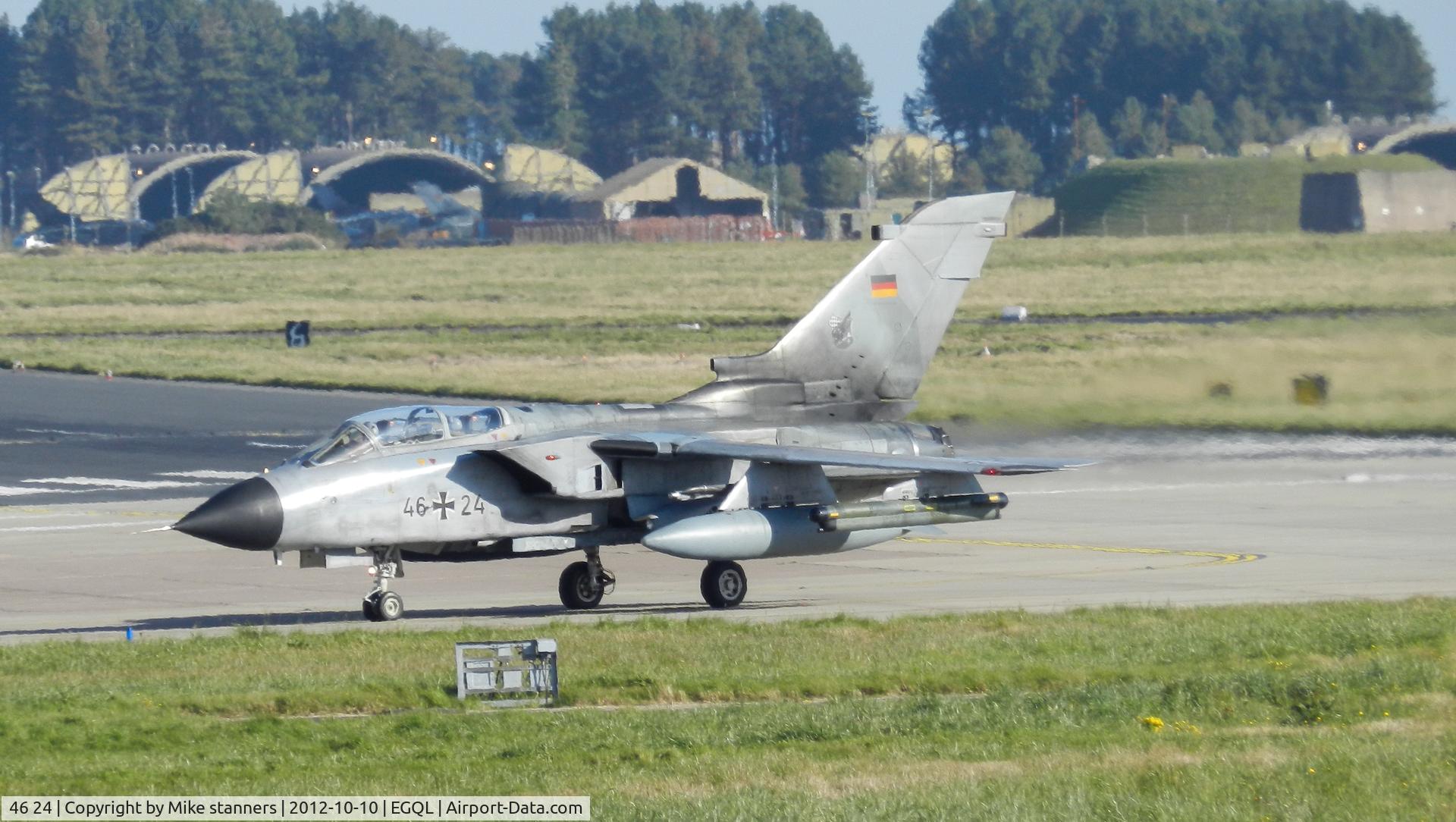 46 24, 1989 Panavia Tornado ECR C/N 818/GS257/4324, a JBG-32 Tornado ECR Returns to Leuchars after a joint warrior mission carrying 2x 330gal wing tanks,1x BOZ-101 chaff/flare pod,1xCerebrus III ECM pod
1x AIM-9L Sidewinder (AR),1x IRIS-T AAM