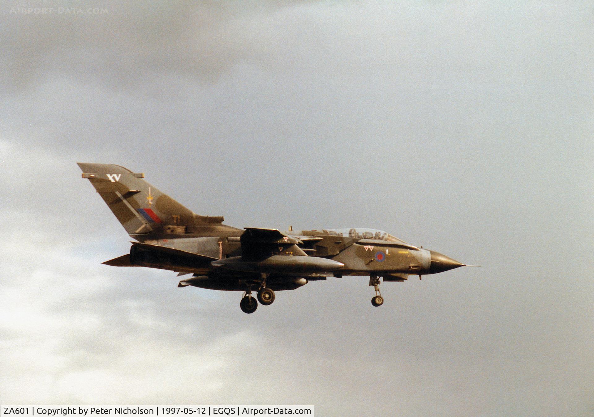 ZA601, 1982 Panavia Tornado GR.1 C/N 124/BS040/3065, Tornado GR.1, callsign Abbot 1, of 15[Reserve] Squadron on final approach to Runway 23 at RAF Lossiemouth in th Summer of 1997.