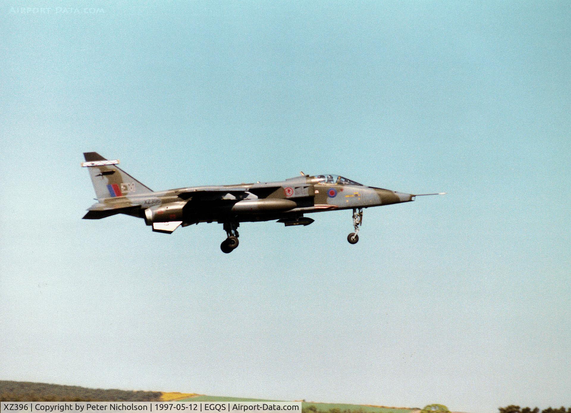 XZ396, 1977 Sepecat Jaguar GR.1A C/N S.161, Jaguar GR.1A, callsign Blackcat 1, of 6 Squadron at RAF Coltishall on finals to Runway 05 at RAF Lossiemouth in the Summer of 1997.