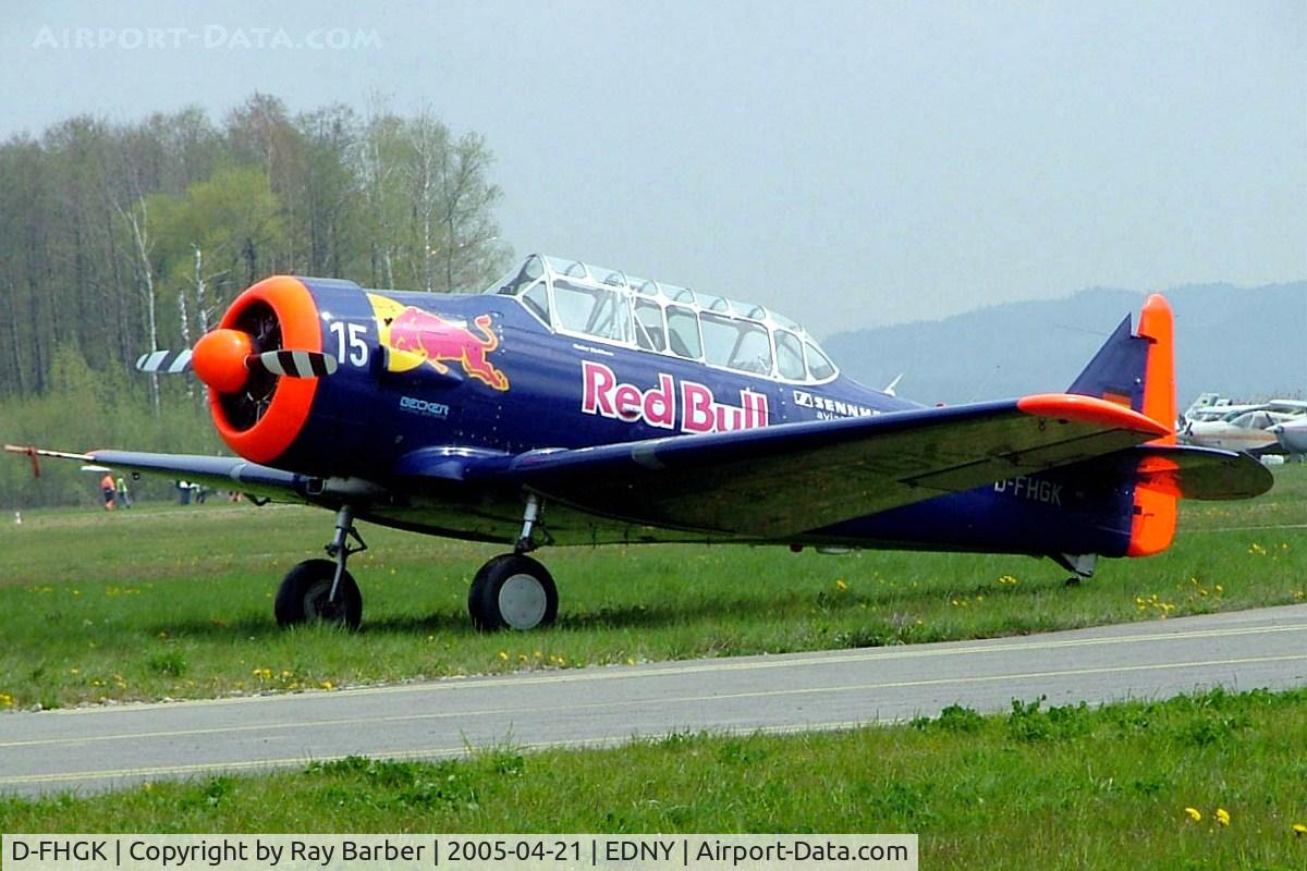 D-FHGK, 1942 Noorduyn AT-16 Harvard IIB C/N 14A-324, Noorduyn AT-16 Harvard IIb [14-324] Friedrichshafen~D 21/04/2005