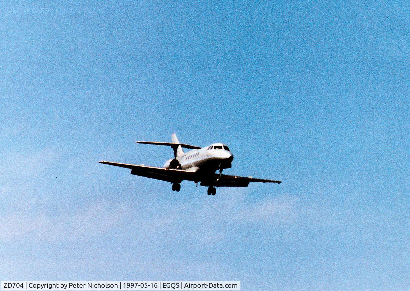 ZD704, 1983 British Aerospace BAe-125 CC.3 C/N 257194, BAe 125 CC.3, callsign Ascot 734, of 32[TR] Squadron at RAF Northholt on approach to RAF Lossiemouth in the Summer of 1997.