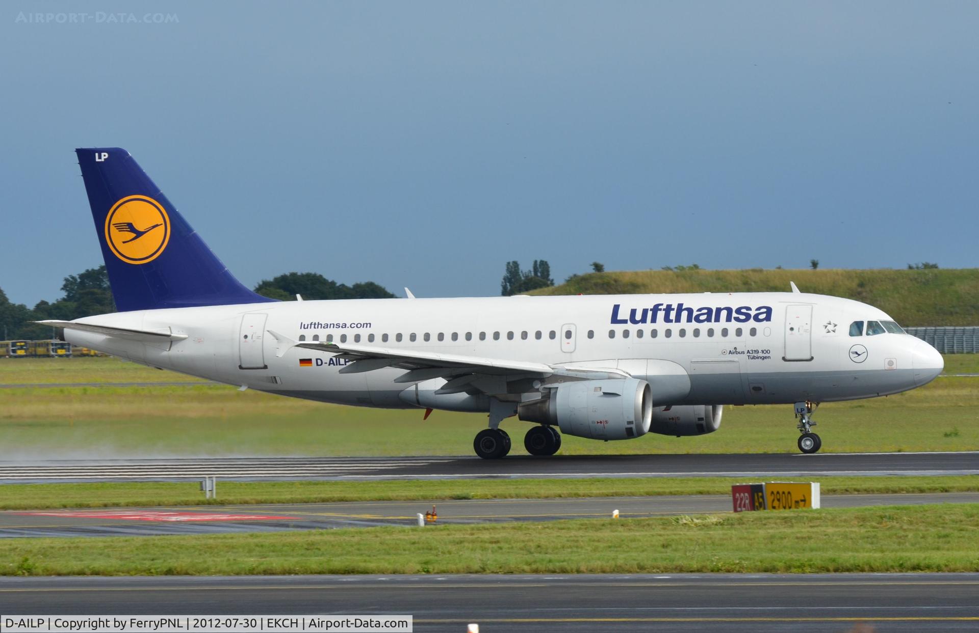 D-AILP, 1997 Airbus A319-114 C/N 717, Take-off from CPH