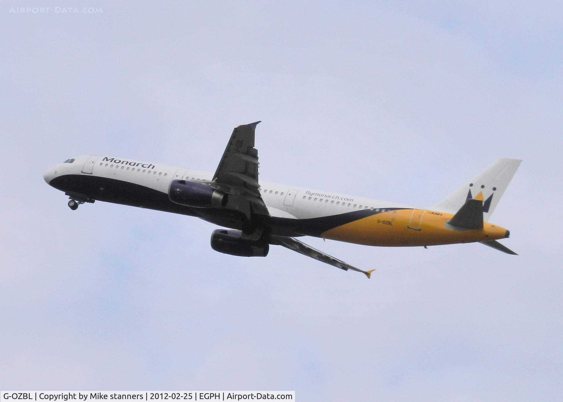 G-OZBL, 1998 Airbus A321-231 C/N 864, Monarch A321 Departs runway 24
