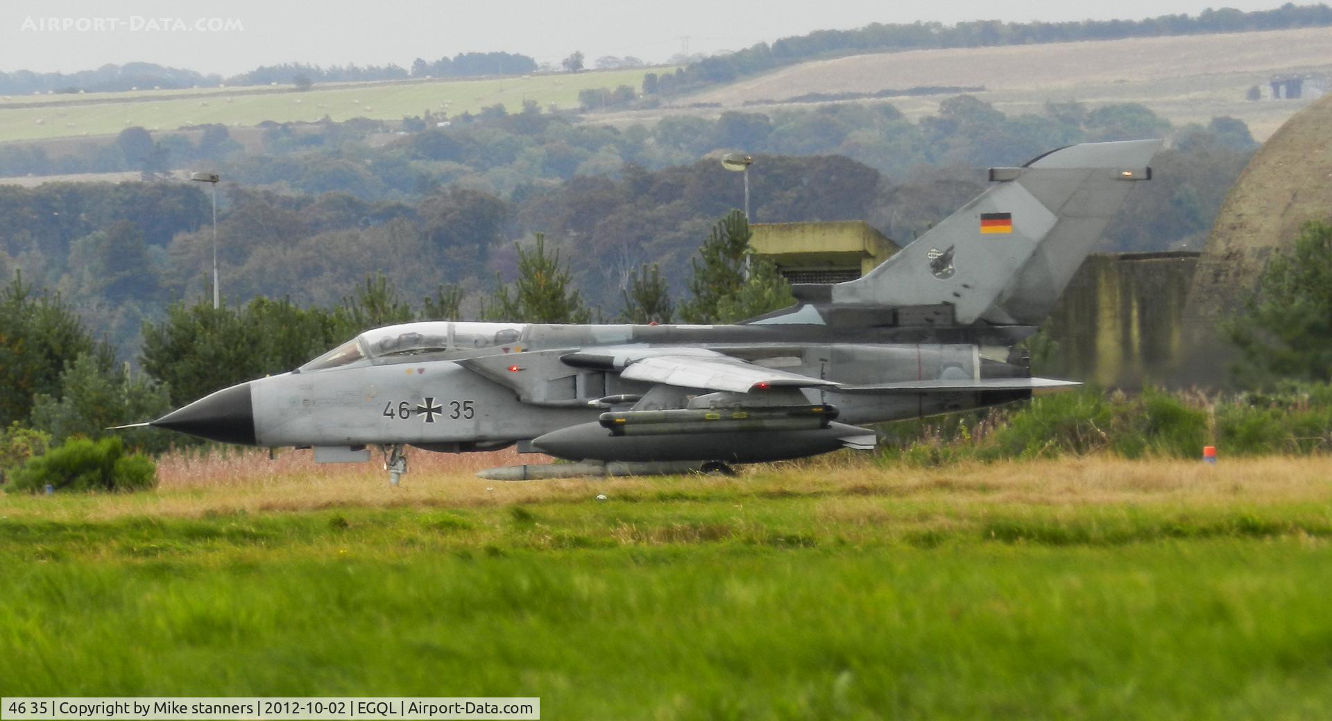 46 35, Panavia Tornado ECR C/N 848/GS268/4335, JBG-32 Tornado ECR Taxiing out for an afternoon joint warrior SEAD Mission carrying 2x 330gal wing tanks,1x BOZ-101 chaff/flare pod,1xCerebrus III ECM pod
1x AIM-9L Sidewinder (AR),1x AGM-88 HARM practice round,1x IRIS-T AAM
