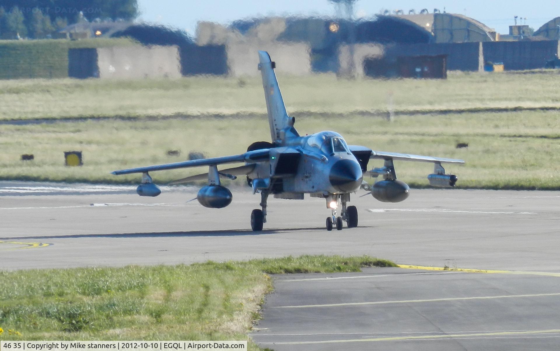 46 35, Panavia Tornado ECR C/N 848/GS268/4335, JBG-32 Tornado ECR Returns to Leuchars after an afternoon joint warrior sortie carrying 2x 330gal wing tanks,1x BOZ-101 chaff/flare pod,1xCerebrus III ECM pod
1x AIM-9L Sidewinder (AR),1x IRIS-T AAM