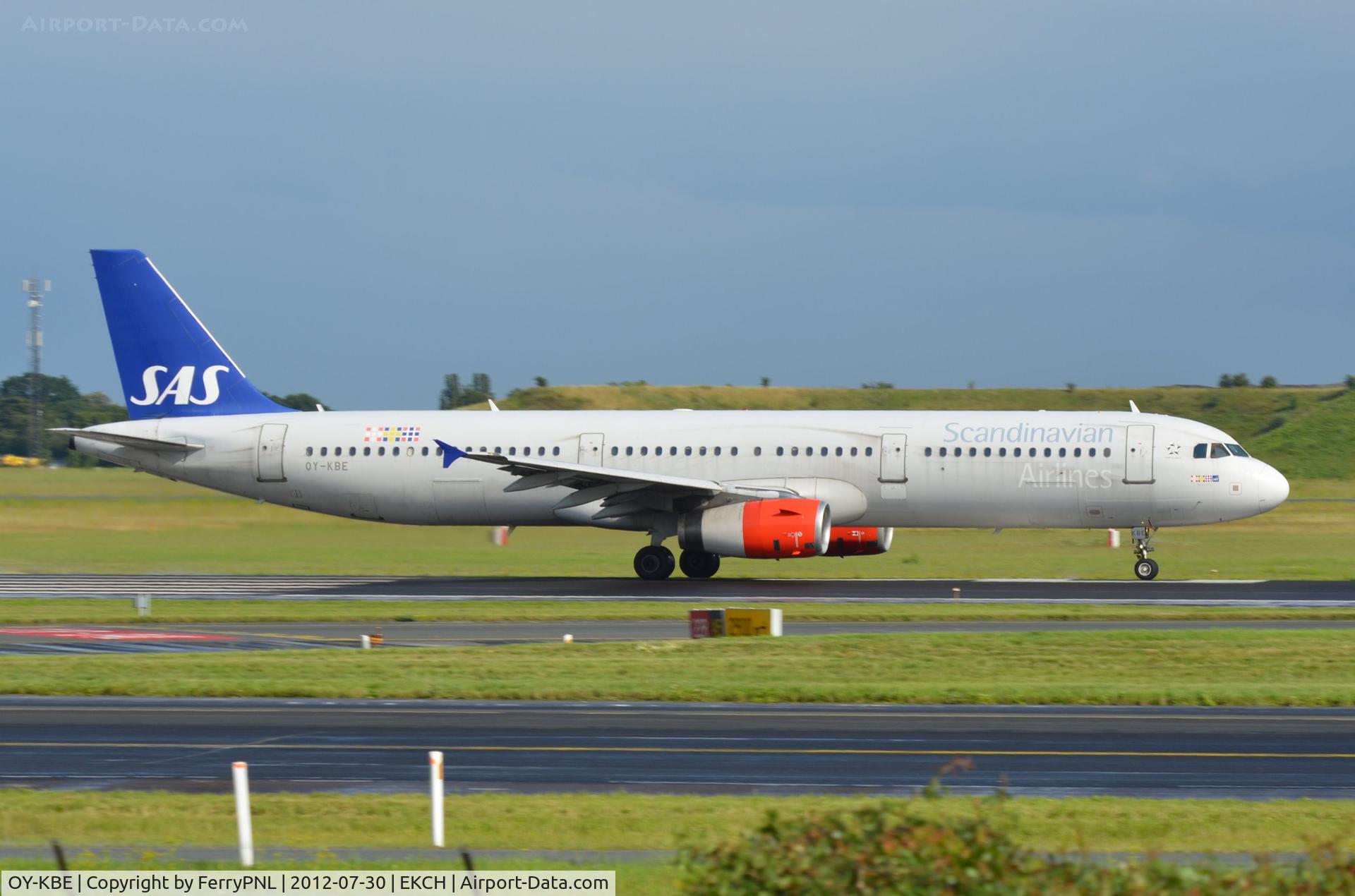 OY-KBE, 2002 Airbus A321-232 C/N 1798, SAS A321 take off