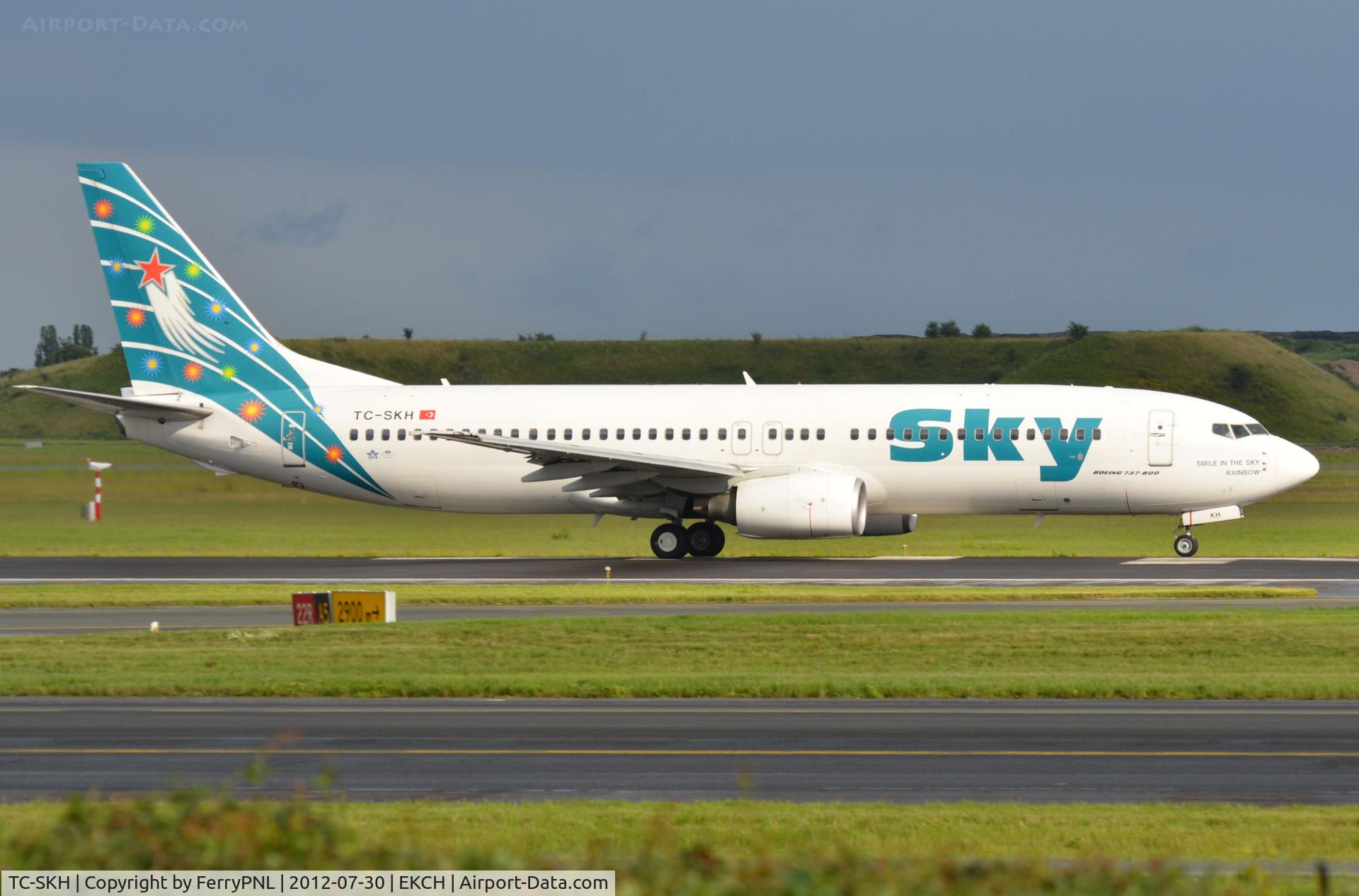 TC-SKH, 2007 Boeing 737-8BK C/N 29644, Sky B738 departing CPH
