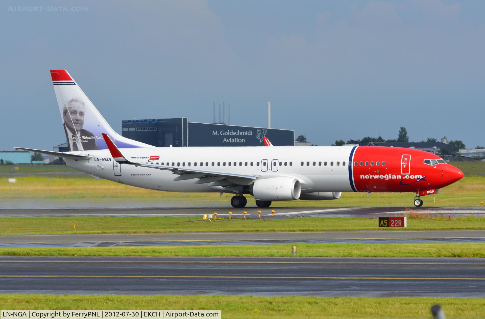 LN-NGA, 2012 Boeing 737-8JP C/N 39014, One of their new B738