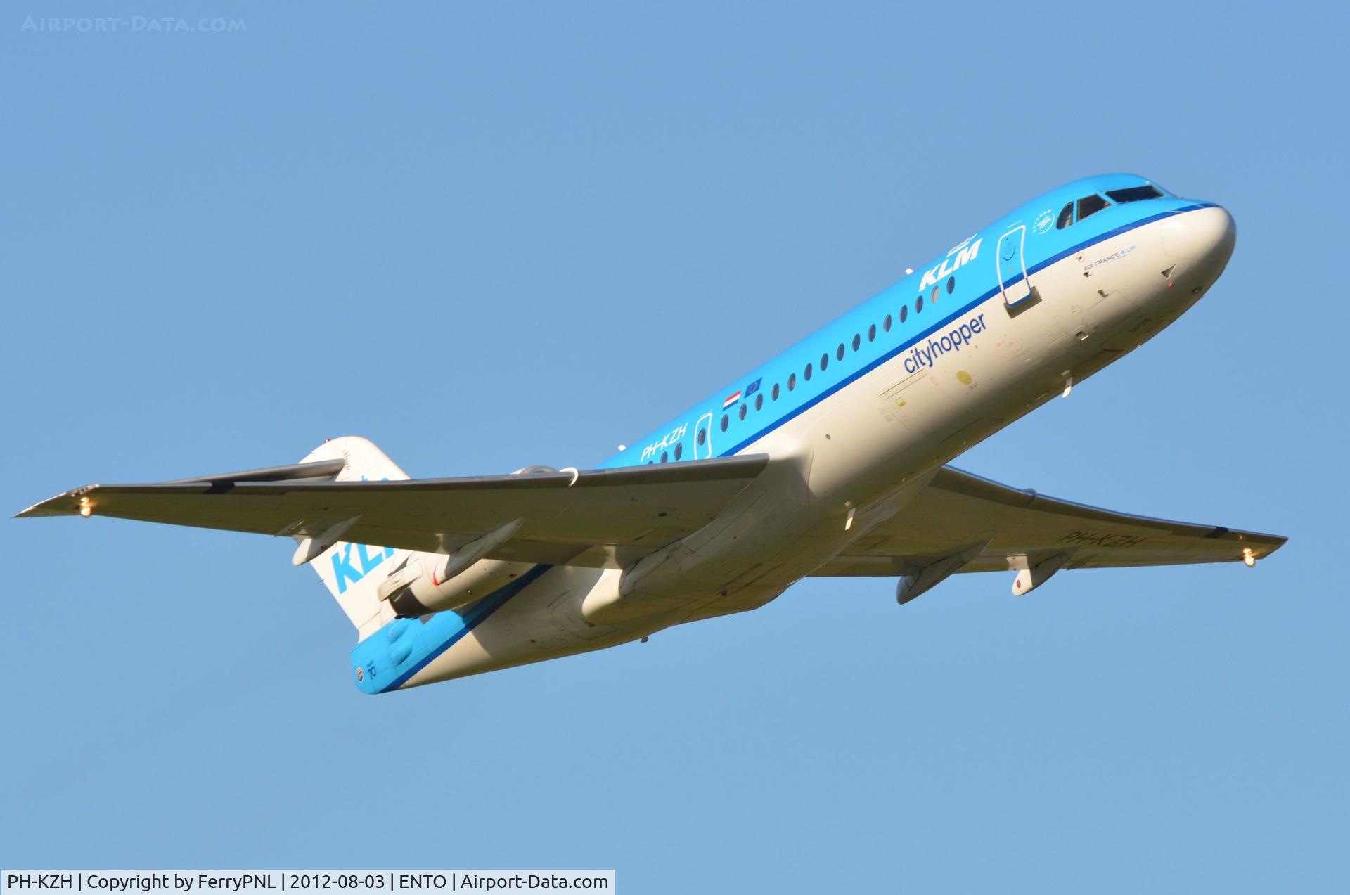 PH-KZH, 1997 Fokker 70 (F-28-0070) C/N 11583, KLM Fk70 taking off for a flight back to AMS