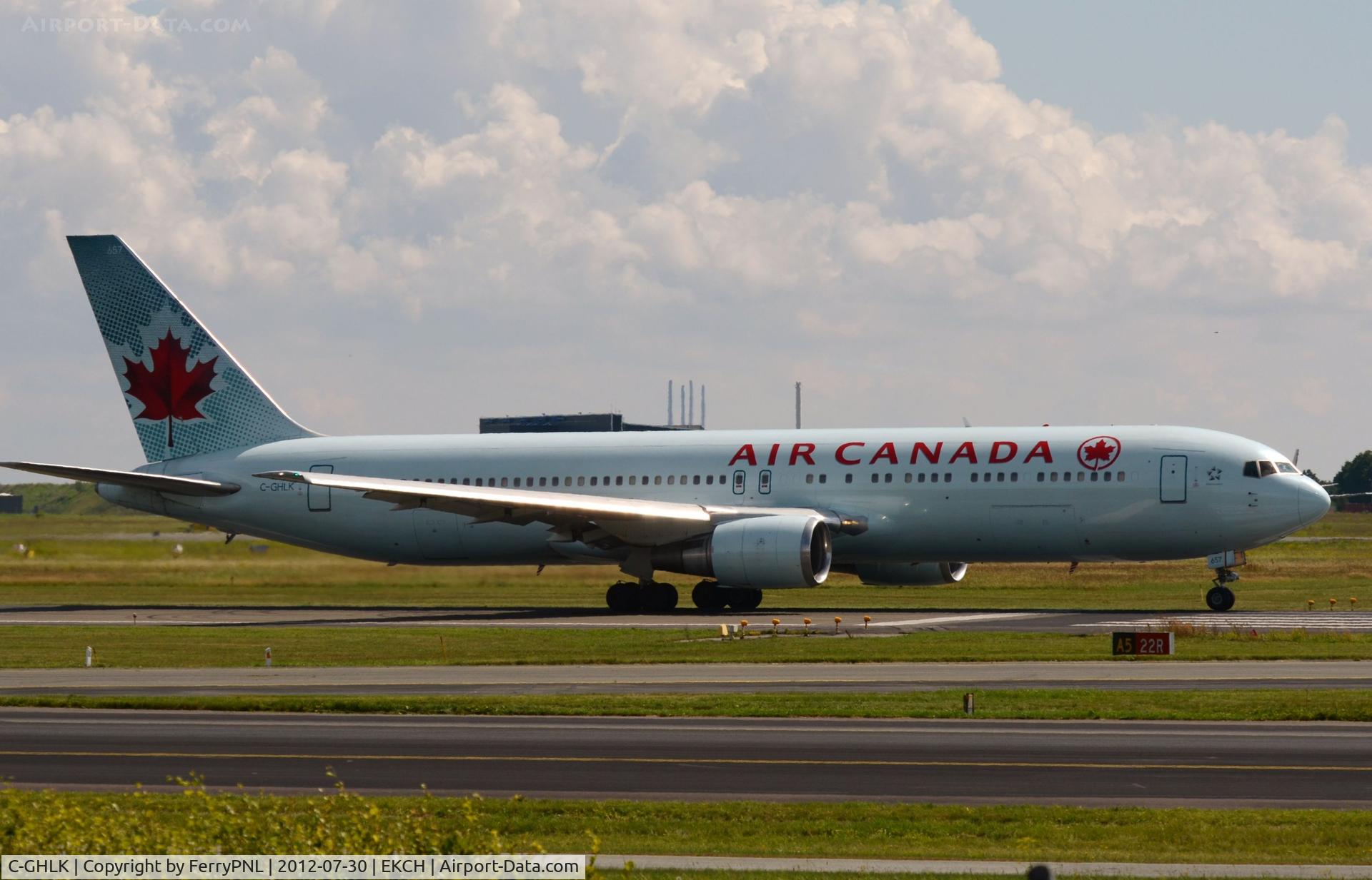C-GHLK, 1992 Boeing 767-35H C/N 26388, Air Canada B763