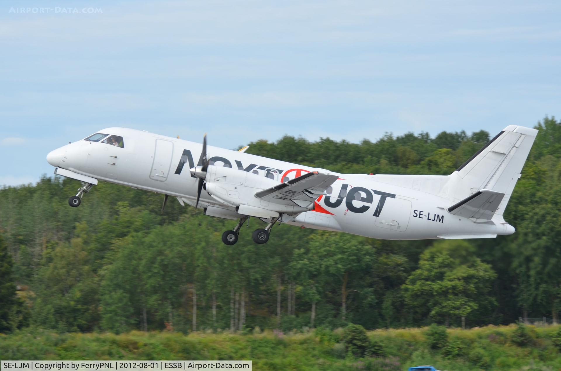 SE-LJM, 1988 Saab 340A C/N 340A-112, NextJet SF340 taking off from Bromma