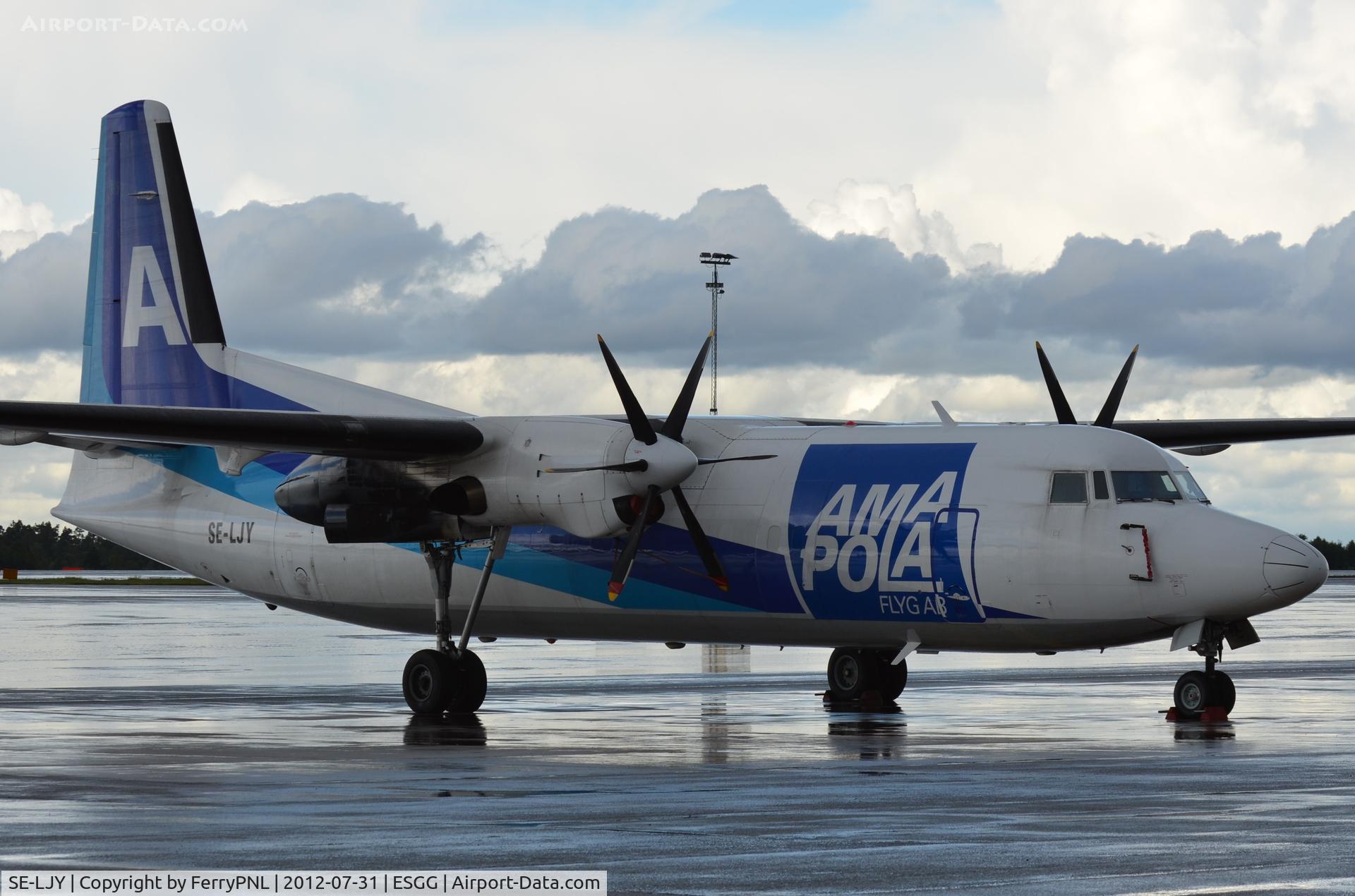 SE-LJY, 1992 Fokker 50 C/N 20259, Amapola Fk50 waiting for its next cargo flight