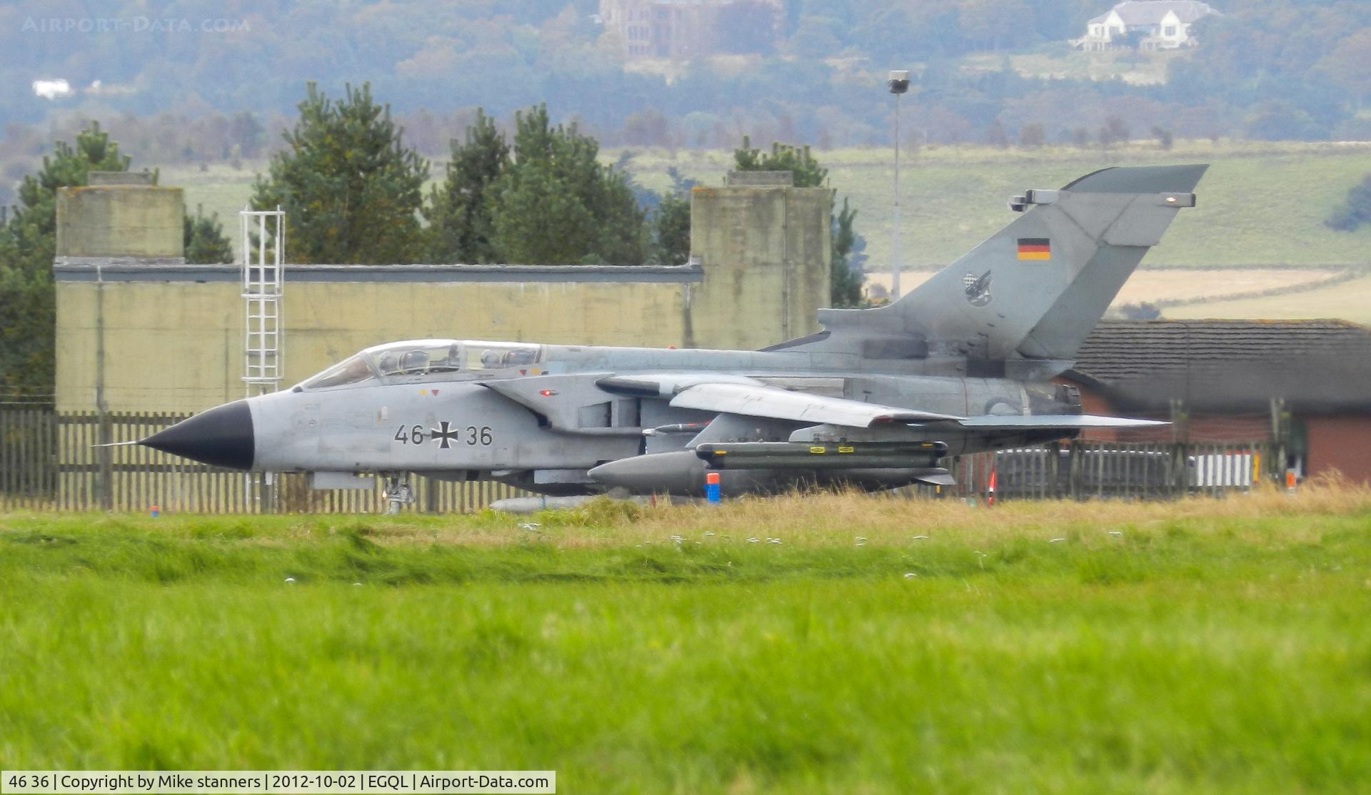 46 36, Panavia Tornado ECR C/N 851/GS269/4336, JBG-32 Tornado ECR Taxiing out for an afternoon joint warrior SEAD Mission carrying 2x 330gal wing tanks,1x BOZ-101 chaff/flare pod,1xCerebrus III ECM pod
1x AIM-9L Sidewinder (AR),1x AGM-88 HARM practice round,1x IRIS-T AAM