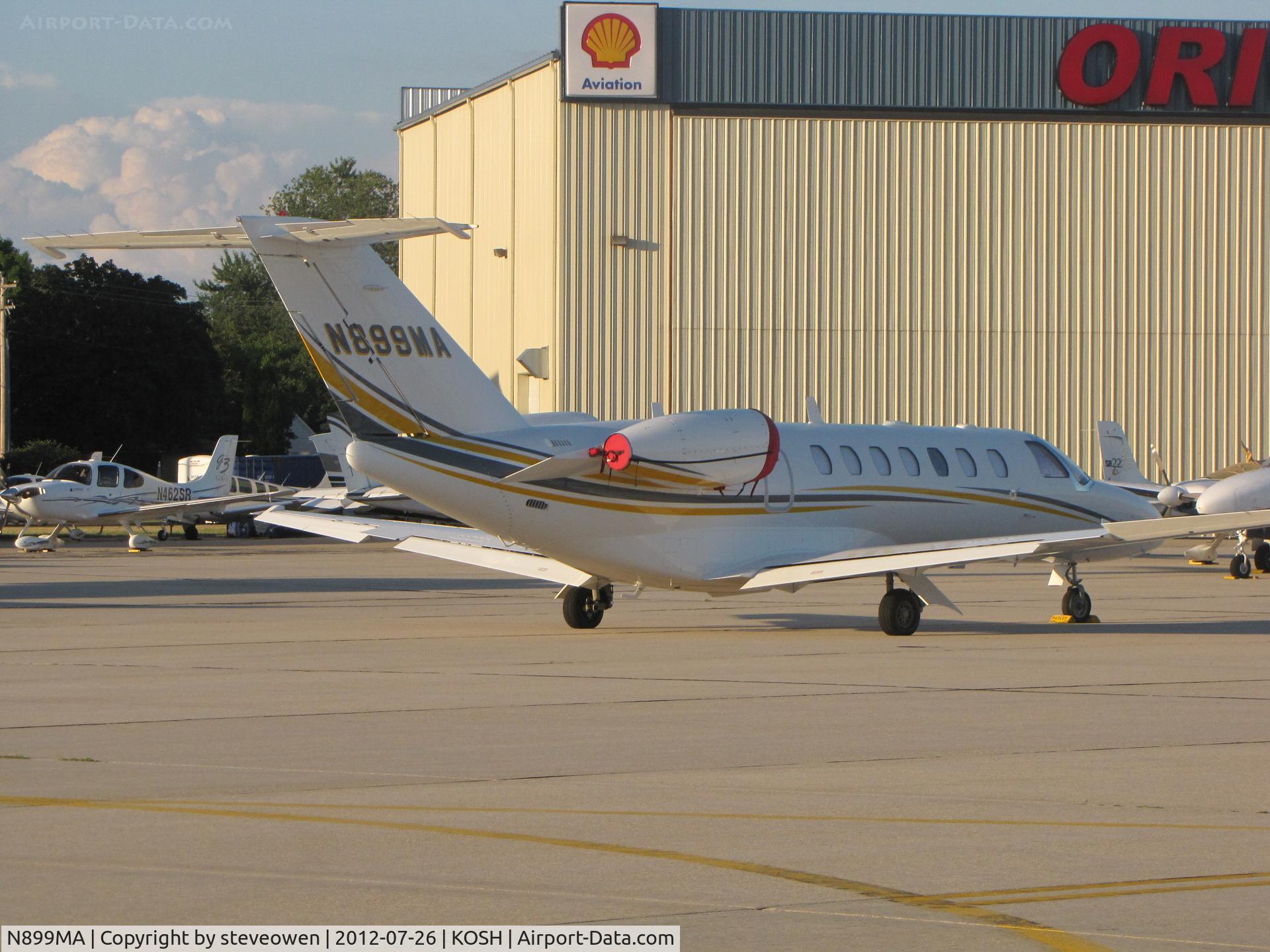N899MA, 2006 Cessna 525B C/N 525B0073, Basler FBO Ramp