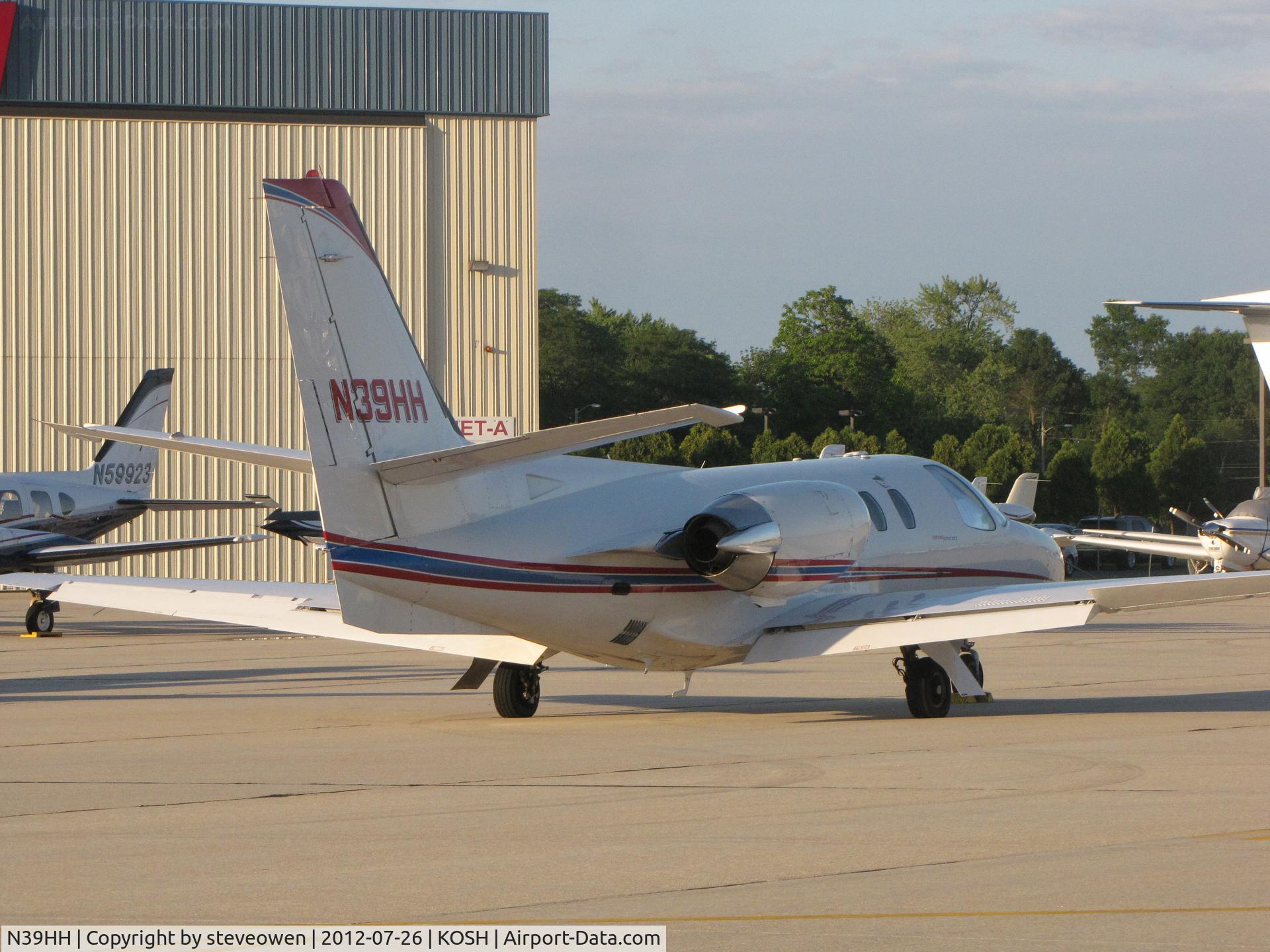 N39HH, 1979 Cessna 501 Citation I/SP C/N 501-0132, Orion FBO ramp