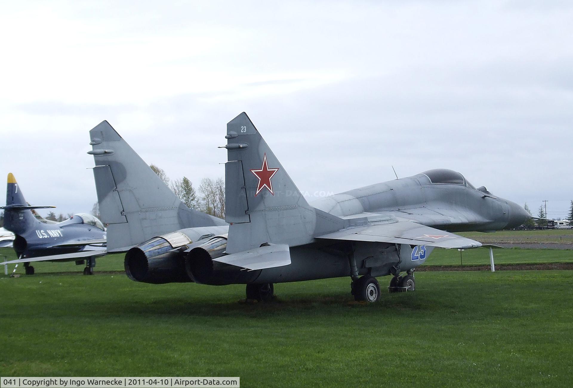 041, Mikoyan-Gurevich MiG-29 C/N 2960721930, Mikoyan i Gurevich MiG-29 FULCRUM at the Evergreen Aviation & Space Museum, McMinnville OR