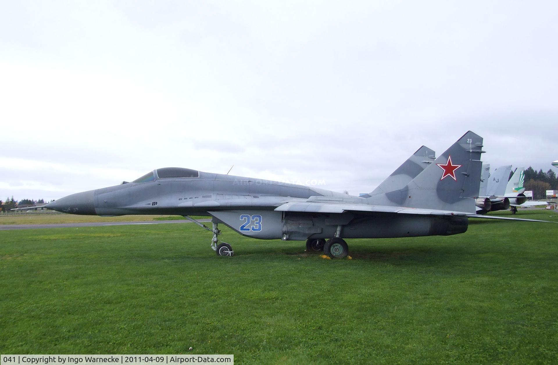 041, Mikoyan-Gurevich MiG-29 C/N 2960721930, Mikoyan i Gurevich MiG-29 FULCRUM at the Evergreen Aviation & Space Museum, McMinnville OR