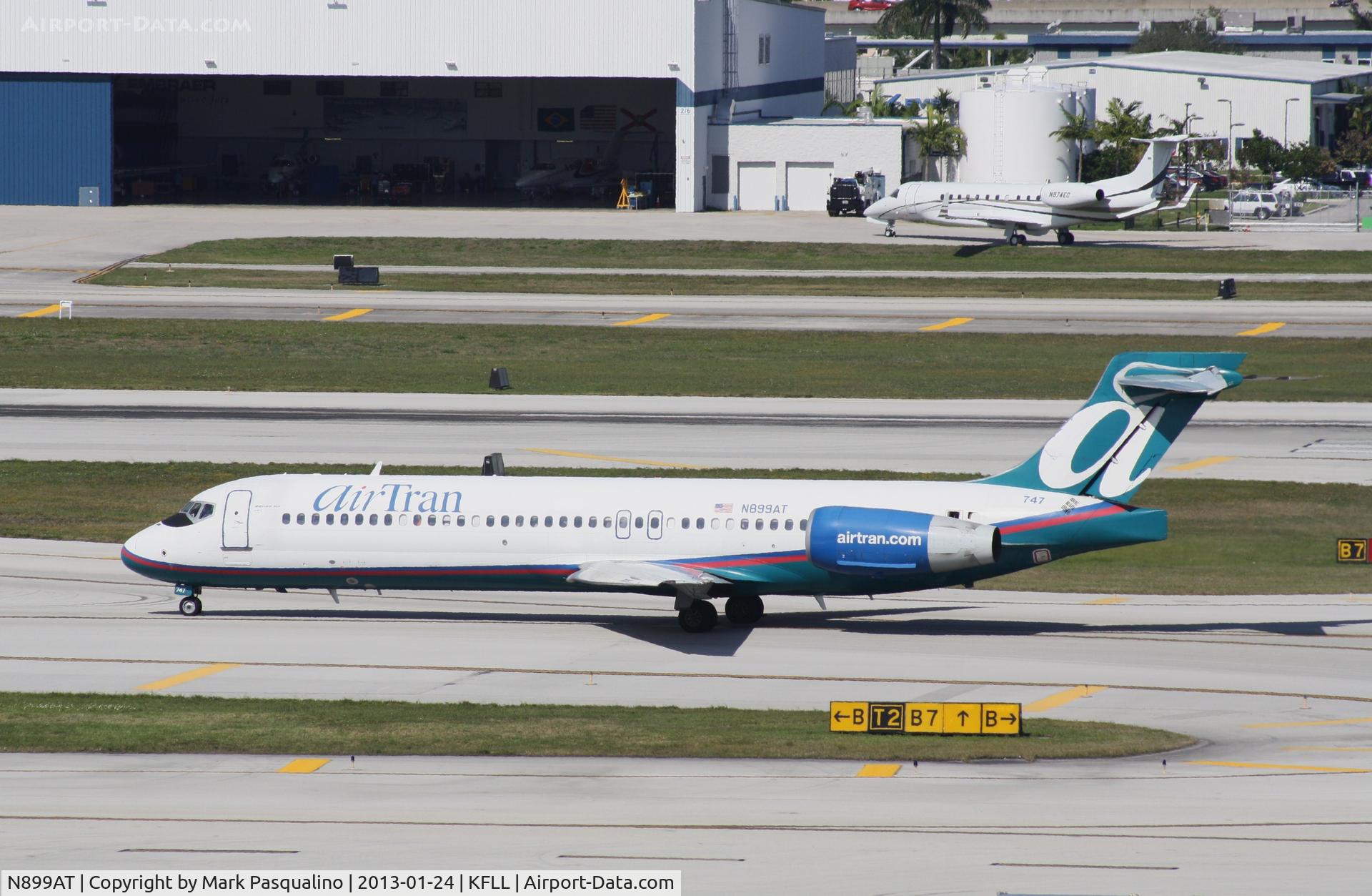 N899AT, 2005 Boeing 717-200 C/N 55049, Boeing 717-200