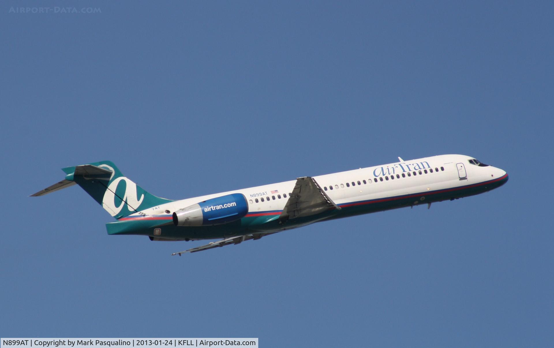 N899AT, 2005 Boeing 717-200 C/N 55049, Boeing 717-200