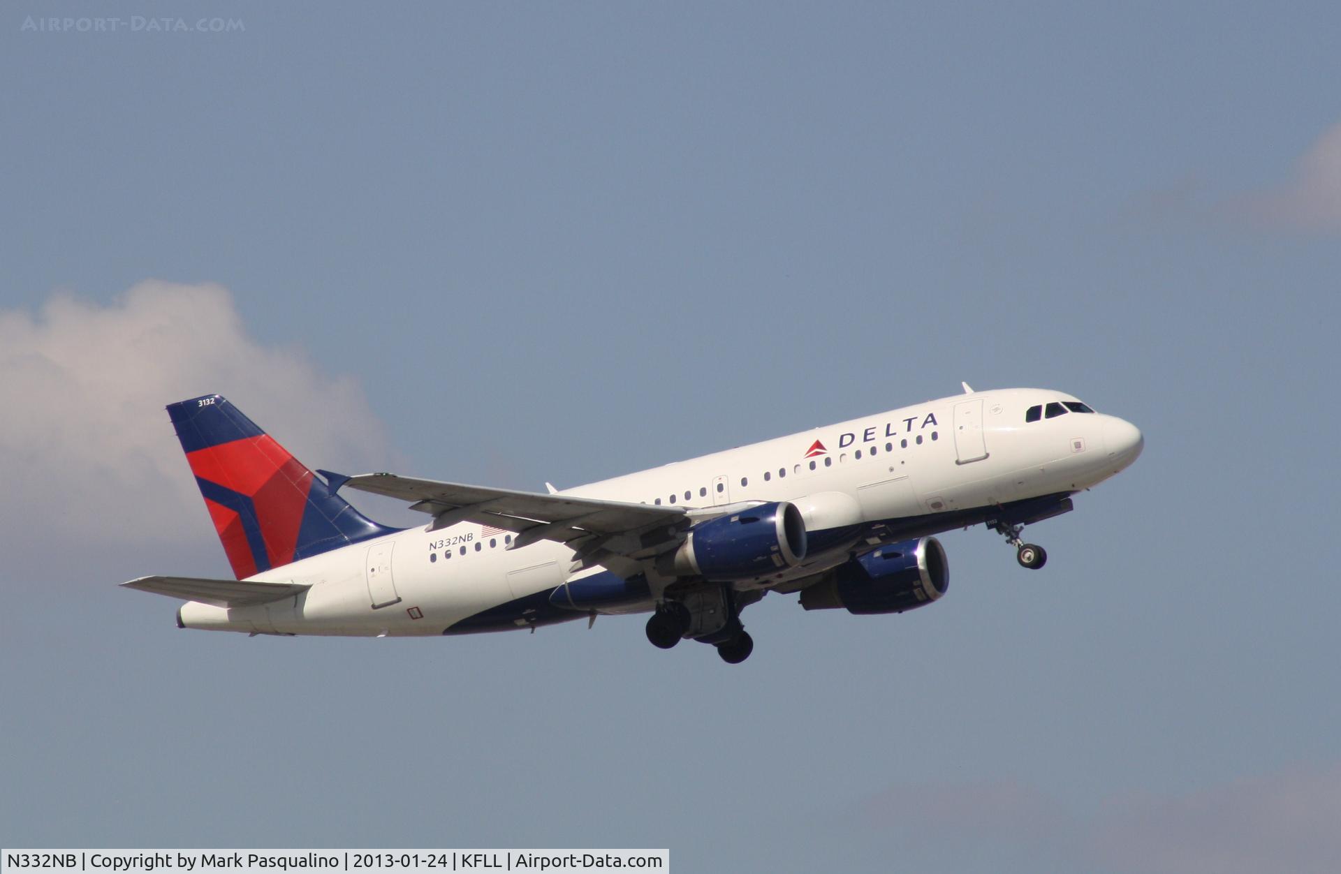 N332NB, 2001 Airbus A319-114 C/N 1570, Airbus A319